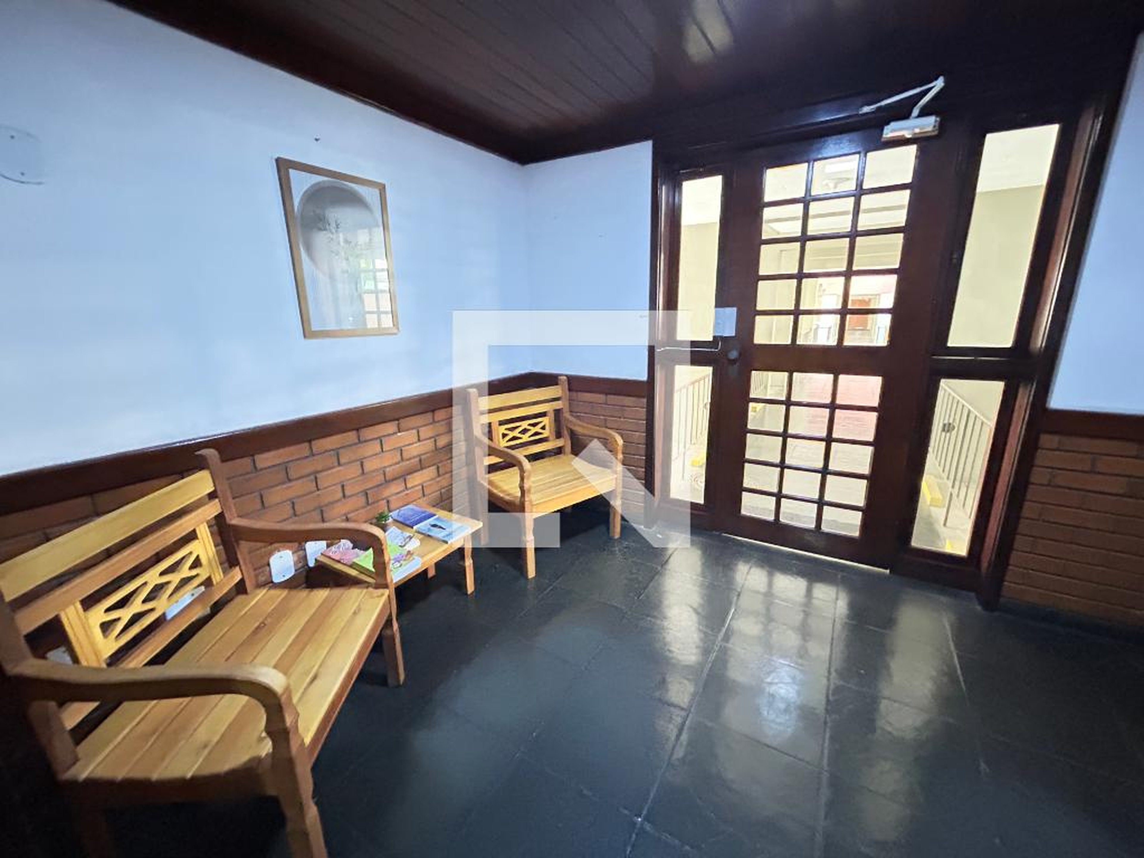 Hall de entrada - Oportunidade- Rua Pinto Teles - 2 Quartos A/C- Financiamento