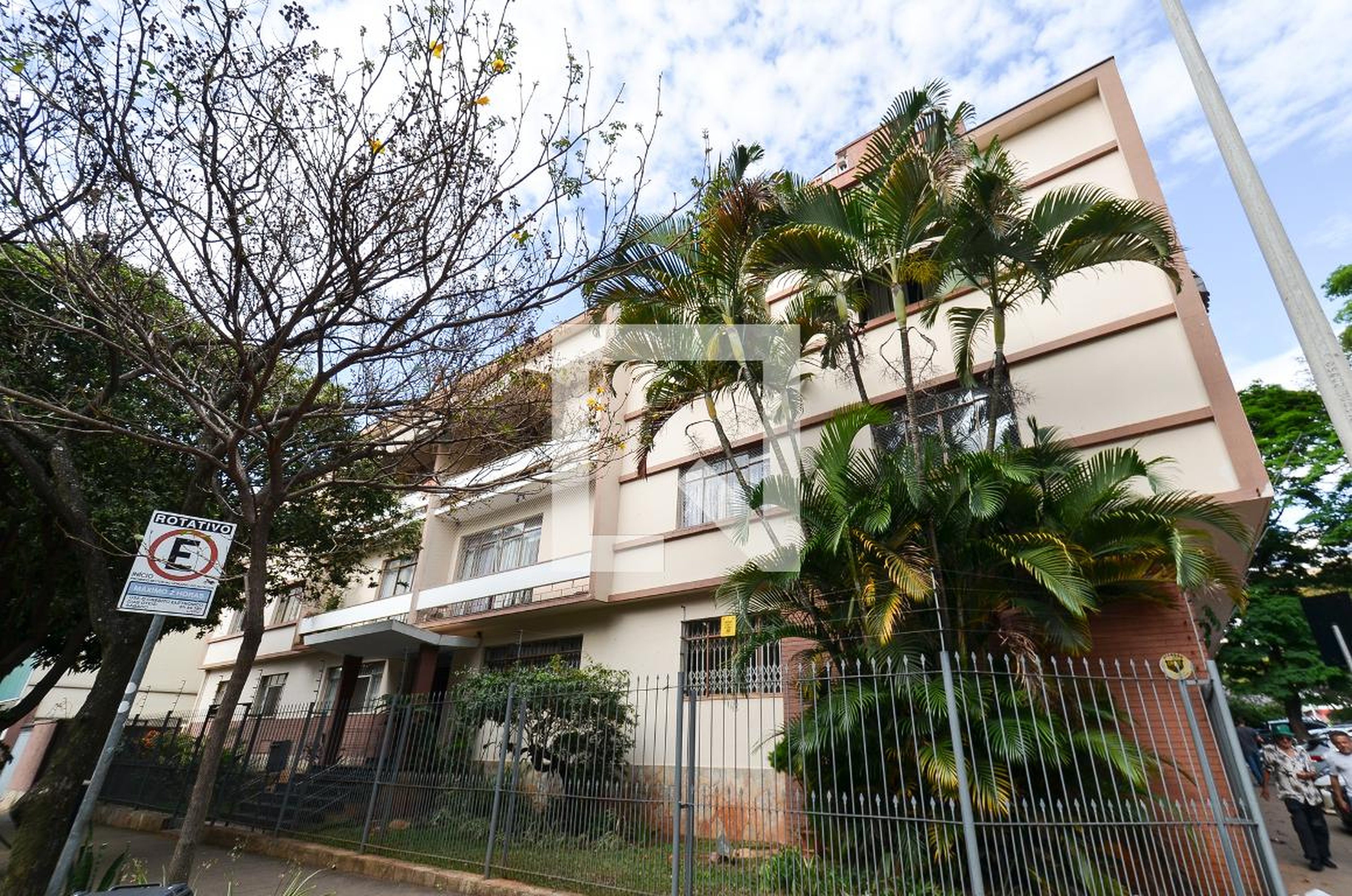 Fachada Condomínio em Rua Paraíba, 247