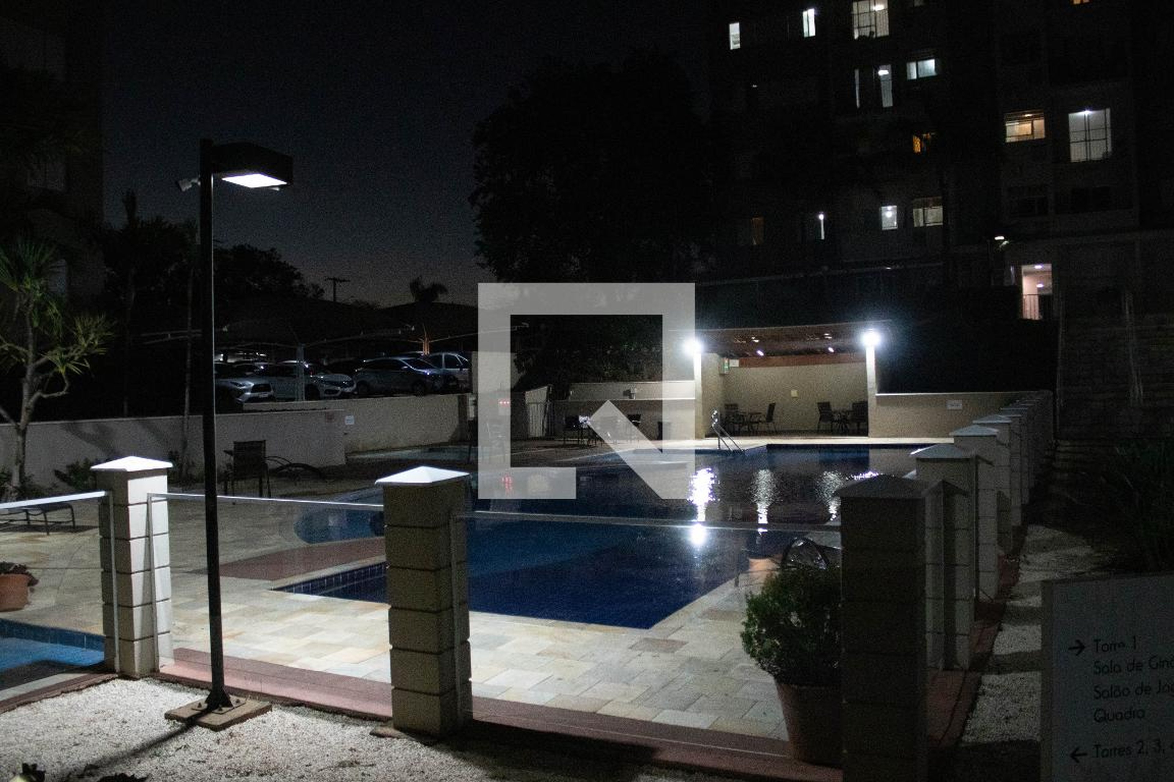 Piscina Condomínio em Rua São José, 43