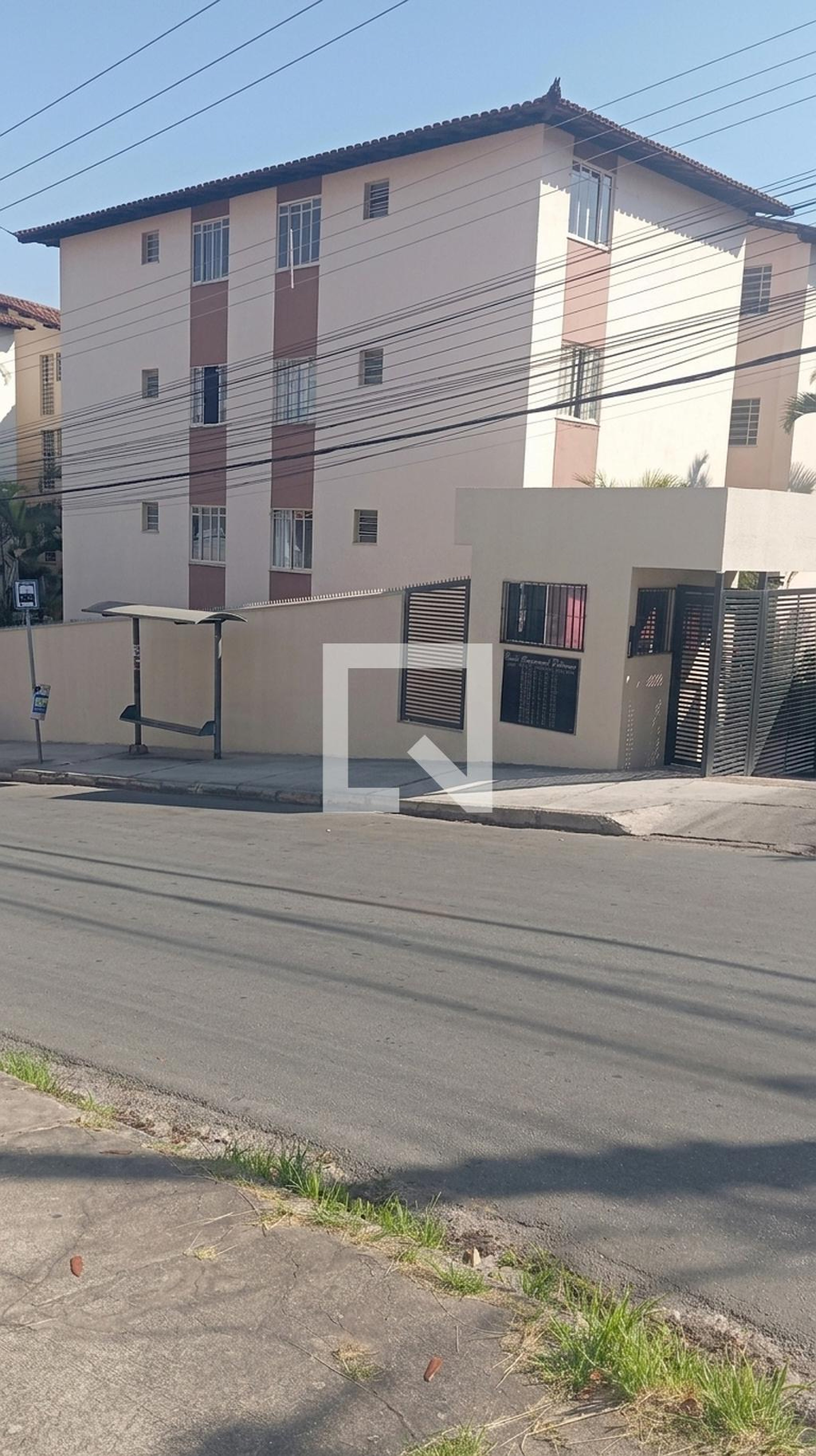 Fachada Condomínio em Rua Estér Augusta Ribeiro, 277