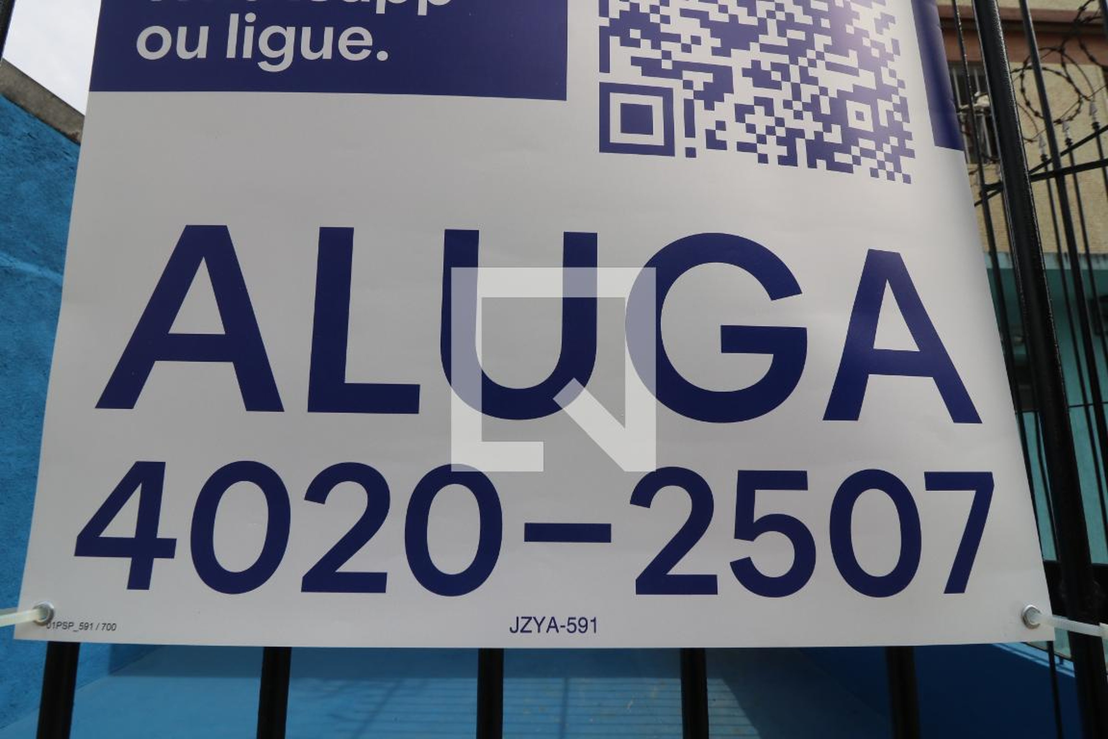 Fachada Condomínio em Rua Doutor Aureliano da Silva Arruda, 642