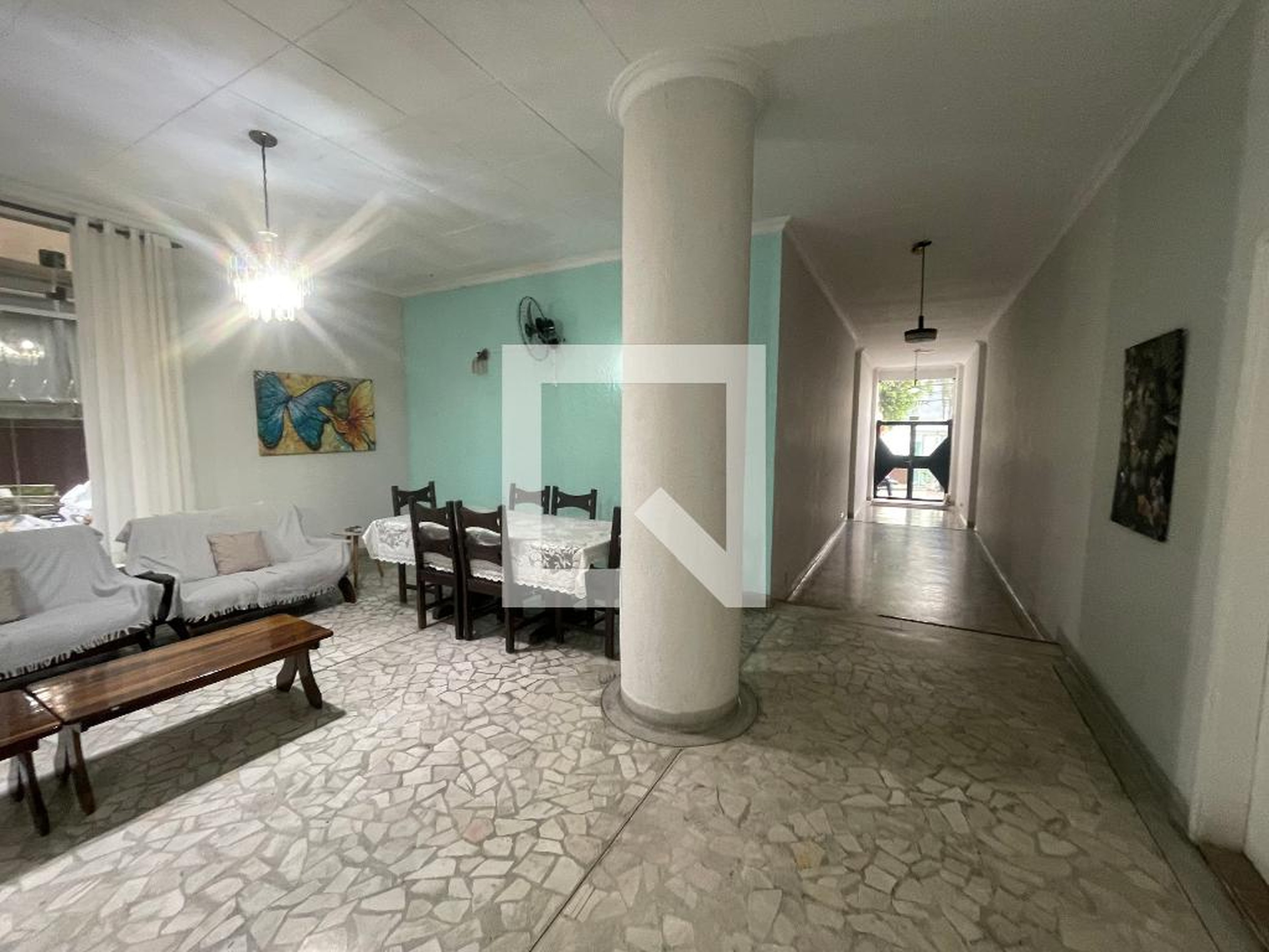 Hall de entrada - Saturno
