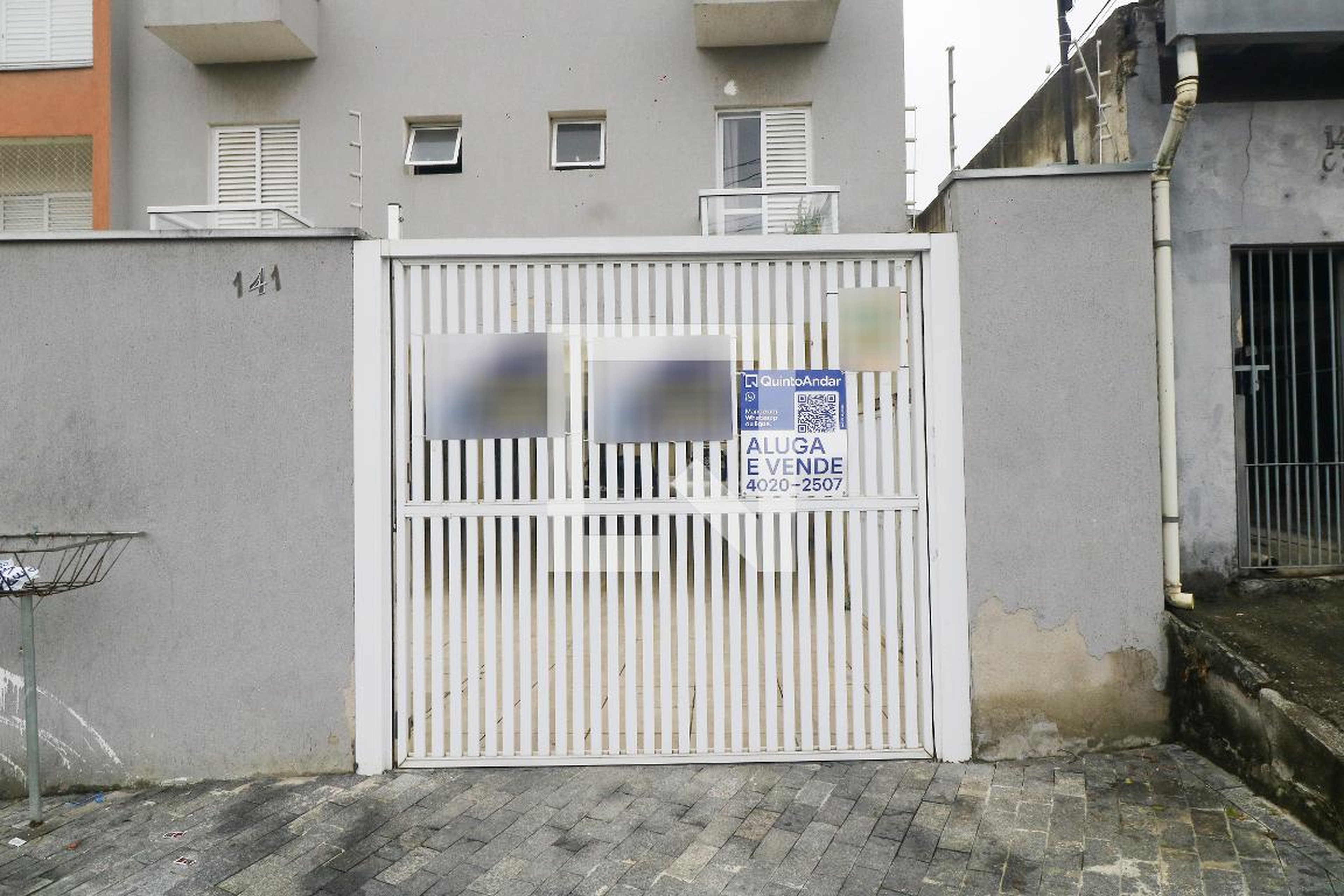 Fachada Condomínio em Rua Antônio Barreiros, 141
