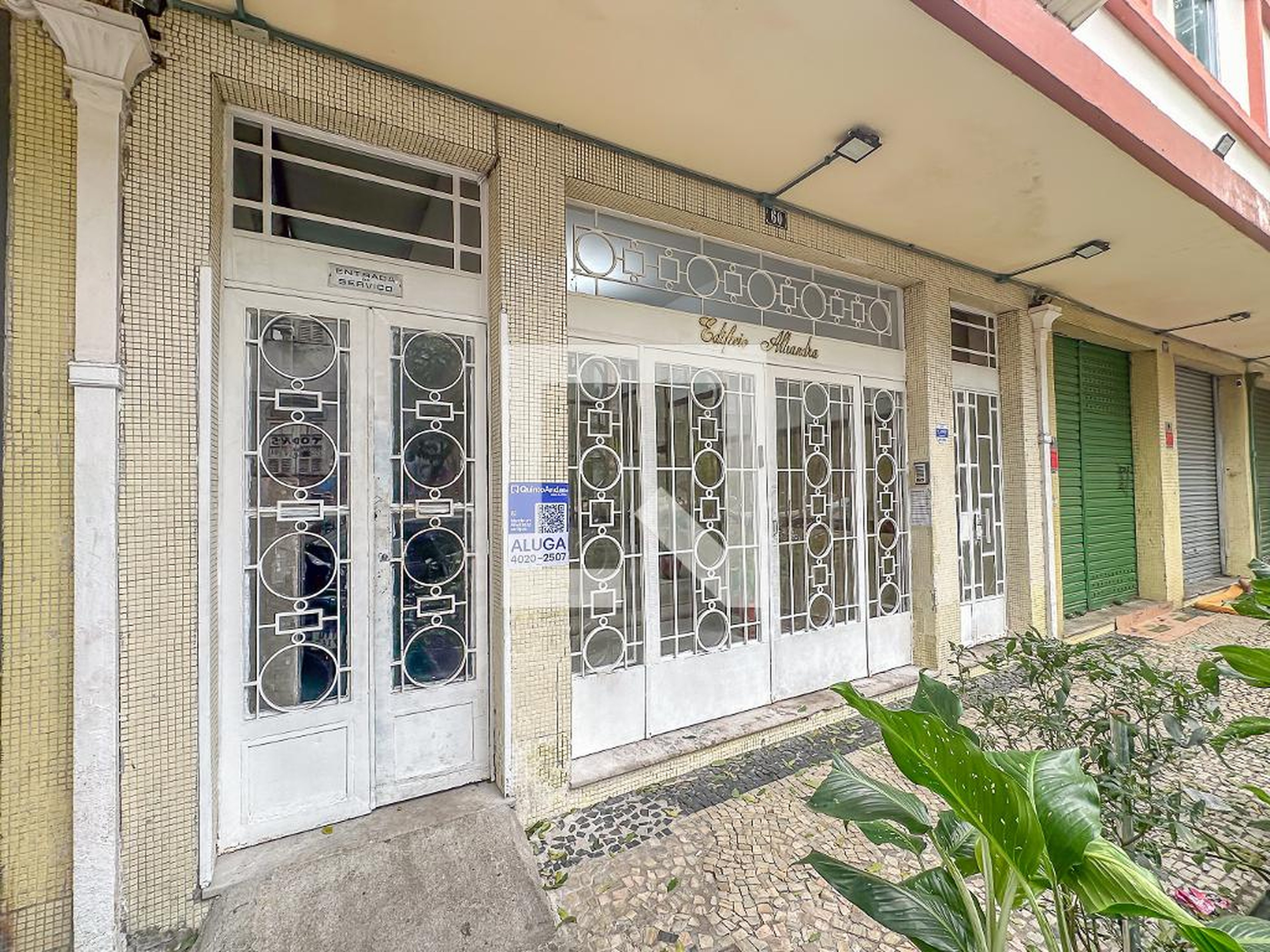 Fachada Condomínio Alhandra