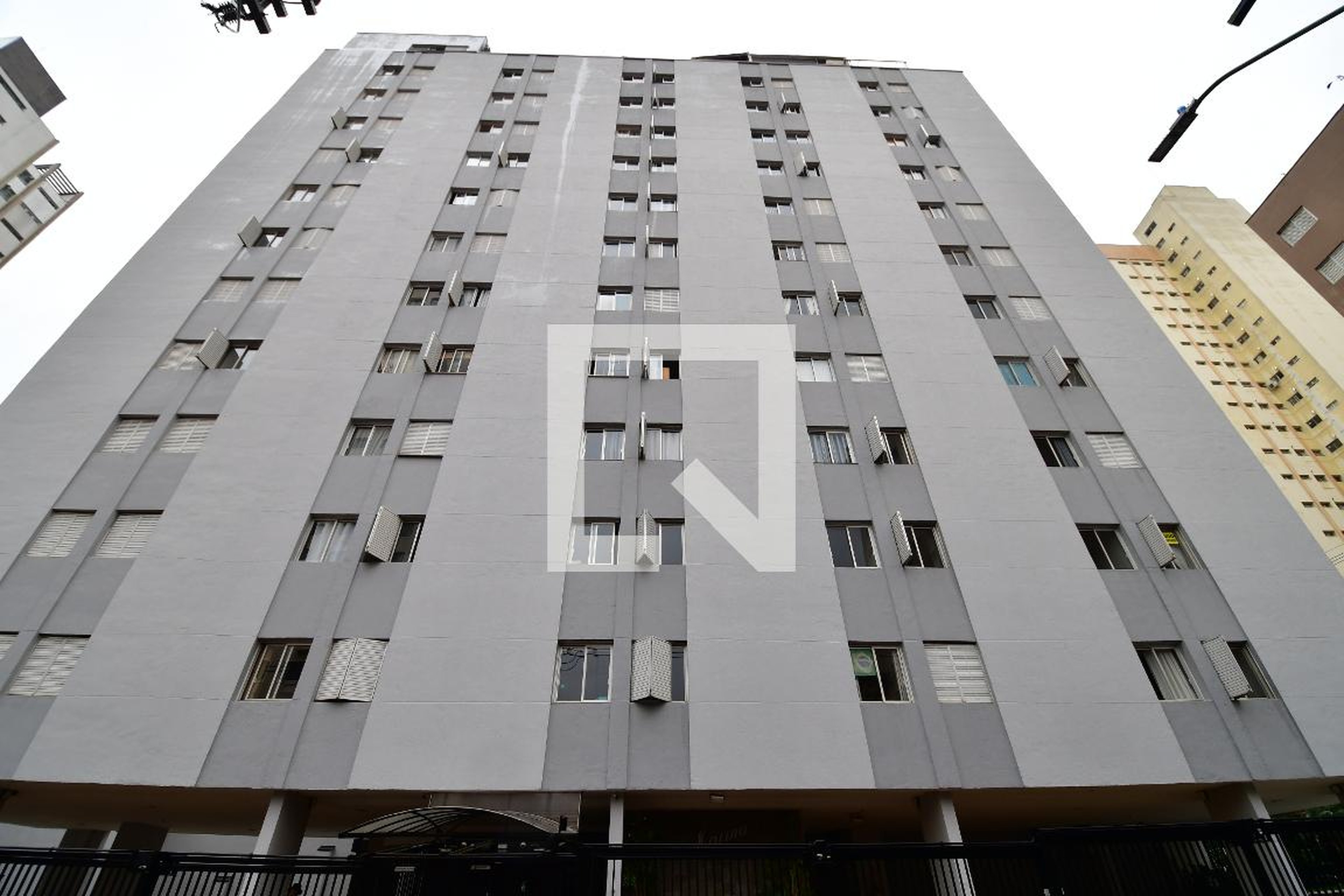 Fachada do Prédio Condomínio em Rua Antônio Cesarino, 686