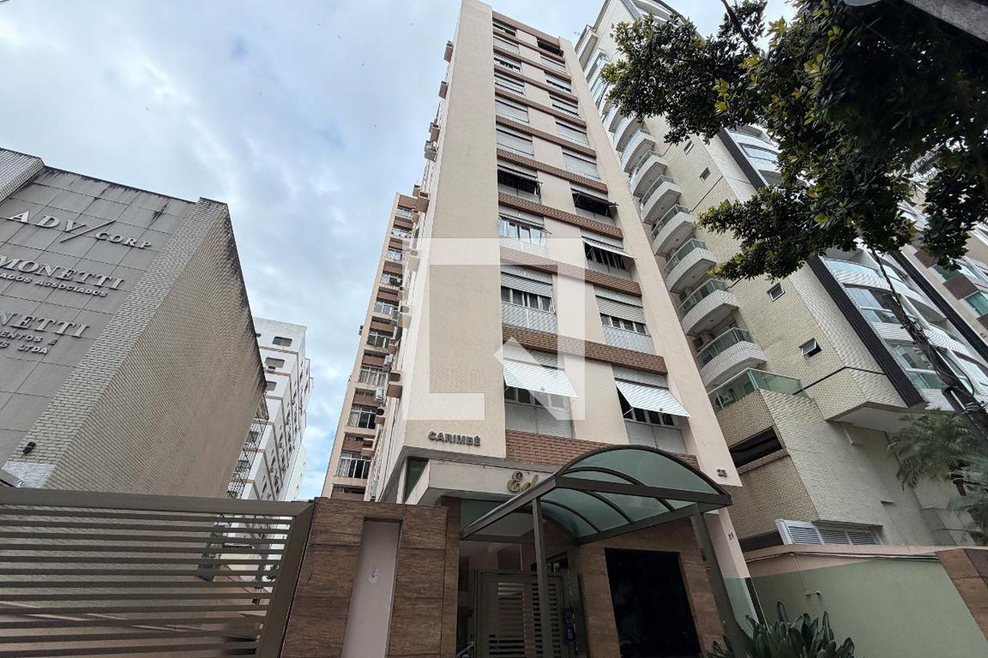 Fachada Condomínio Carimbé