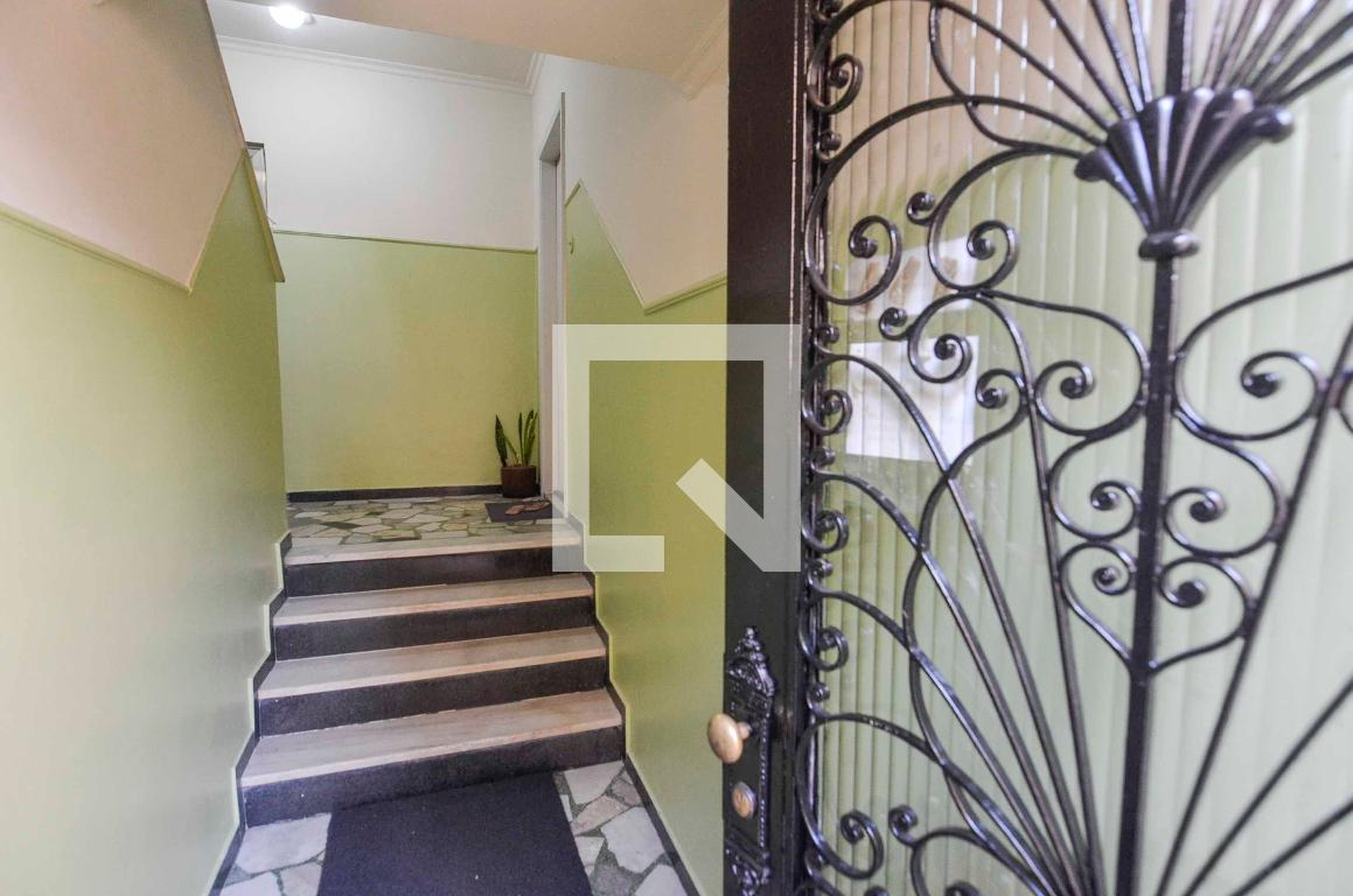 Hall - Rua Cabuçu