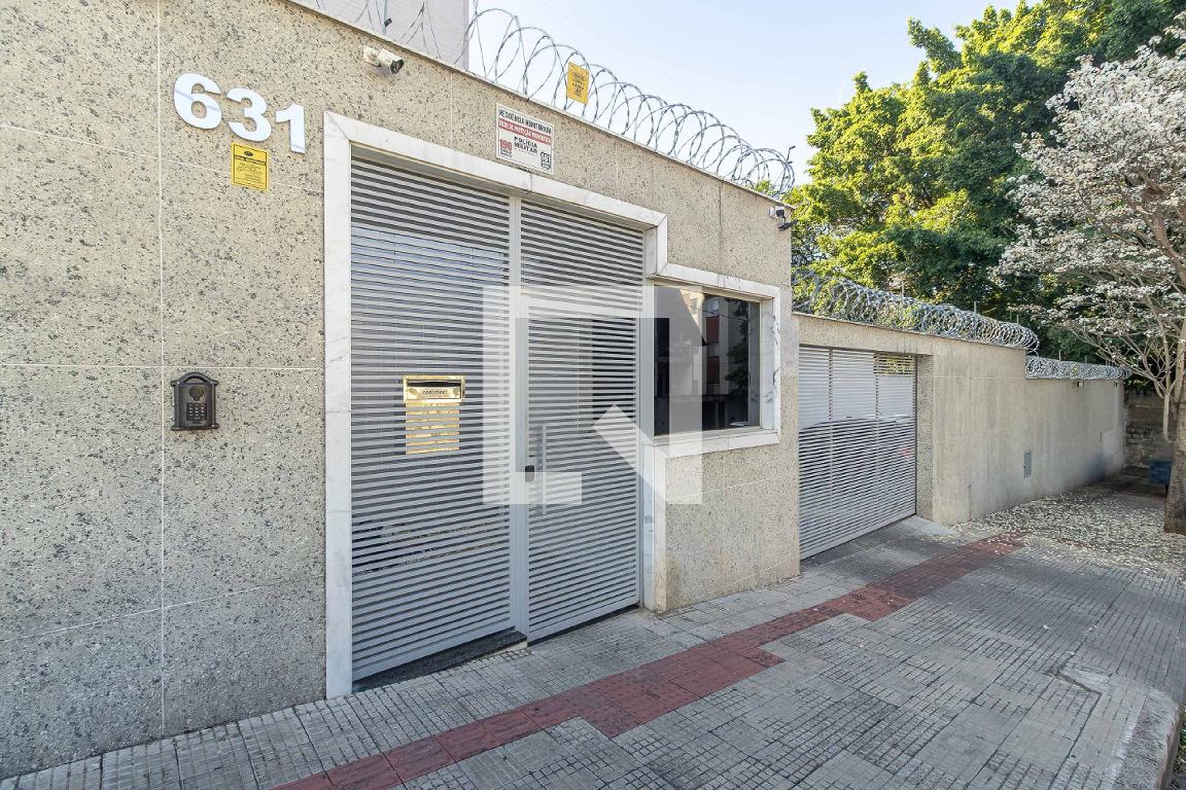 Fachada Condomínio em Rua Itambé do Mato Dentro, 631