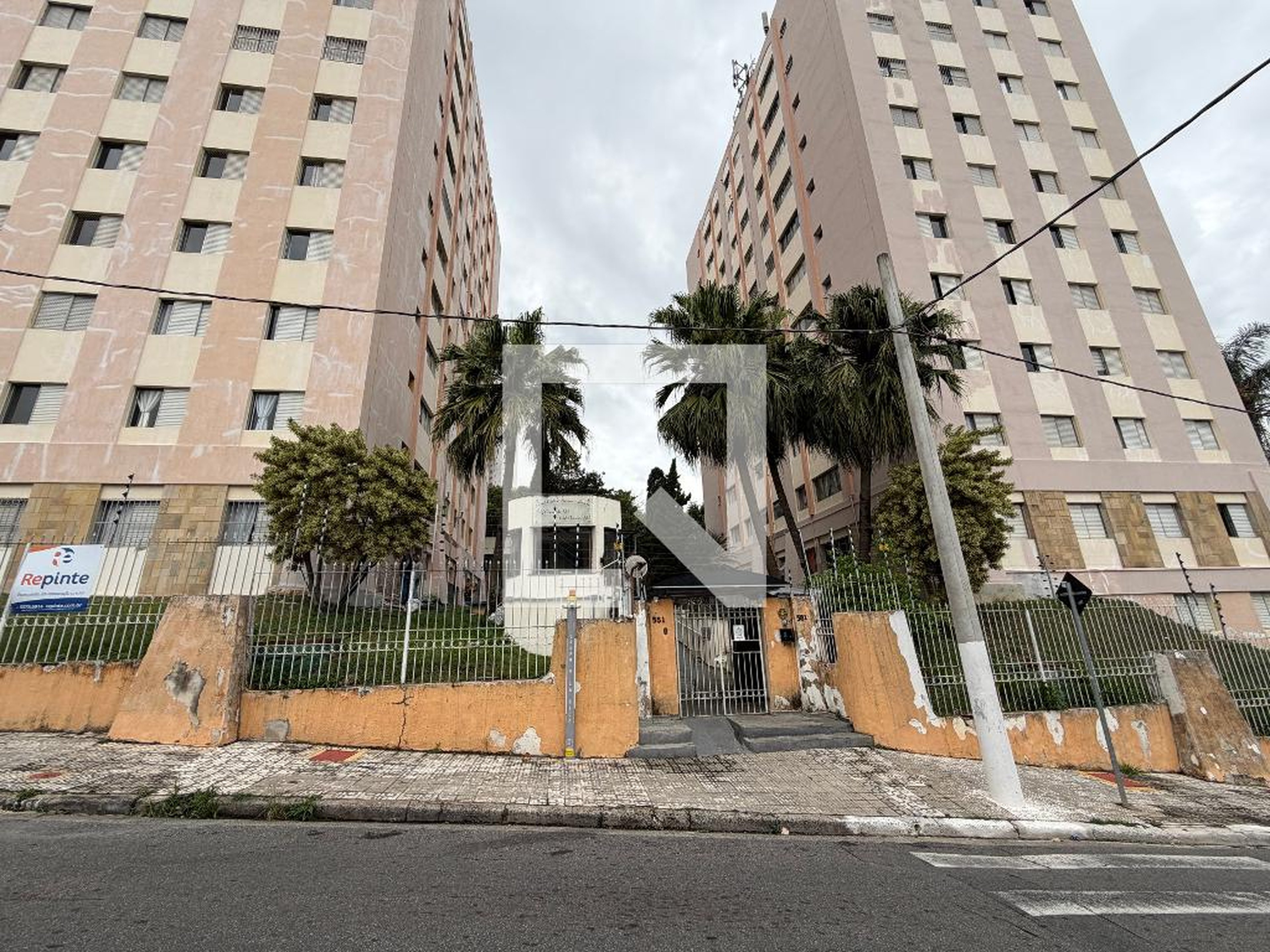 Fachada Condomínio maison aubane