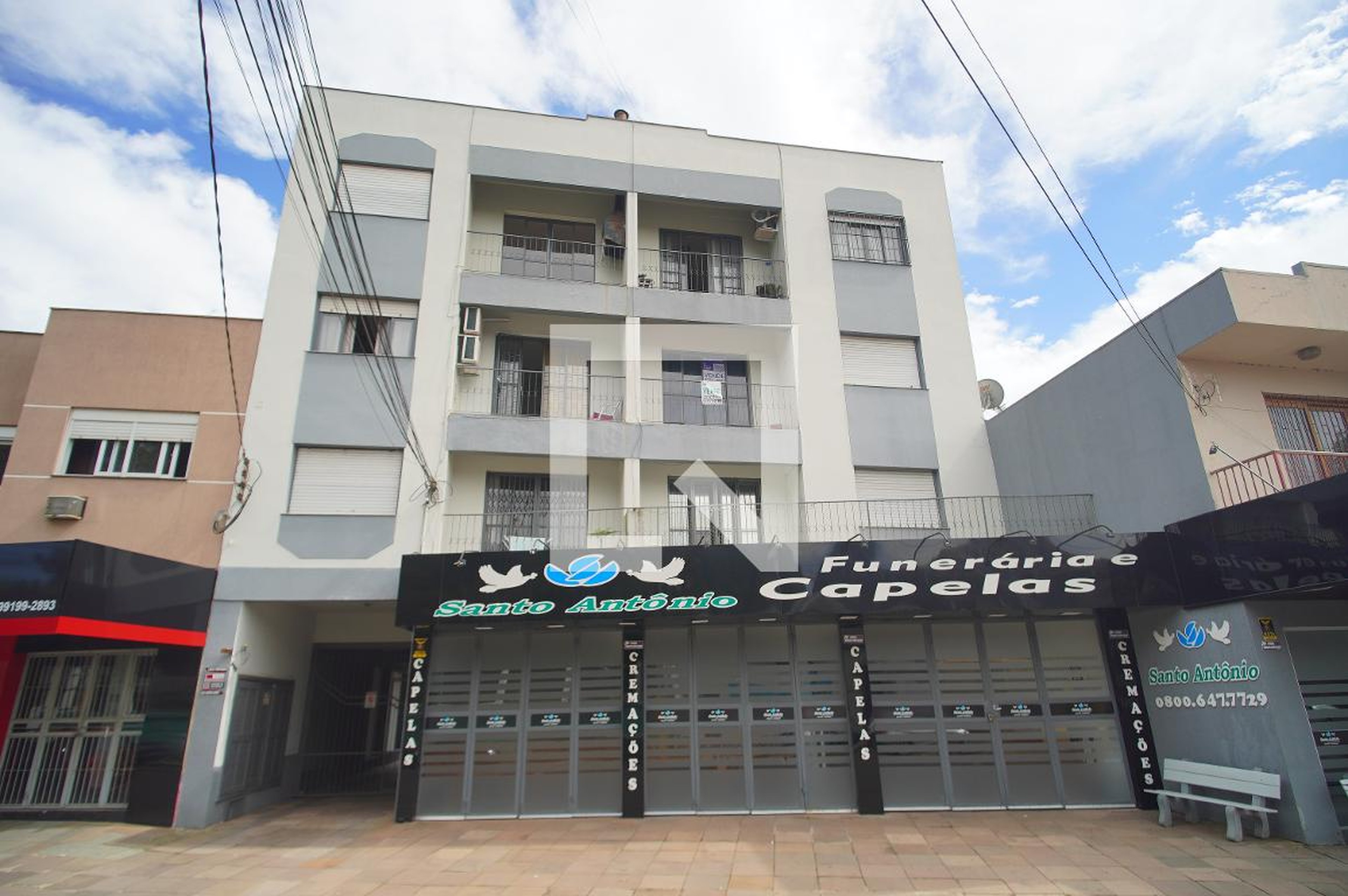 Fachada Condomínio em Rua Doutor Frederico Wolffenbuttel, 463