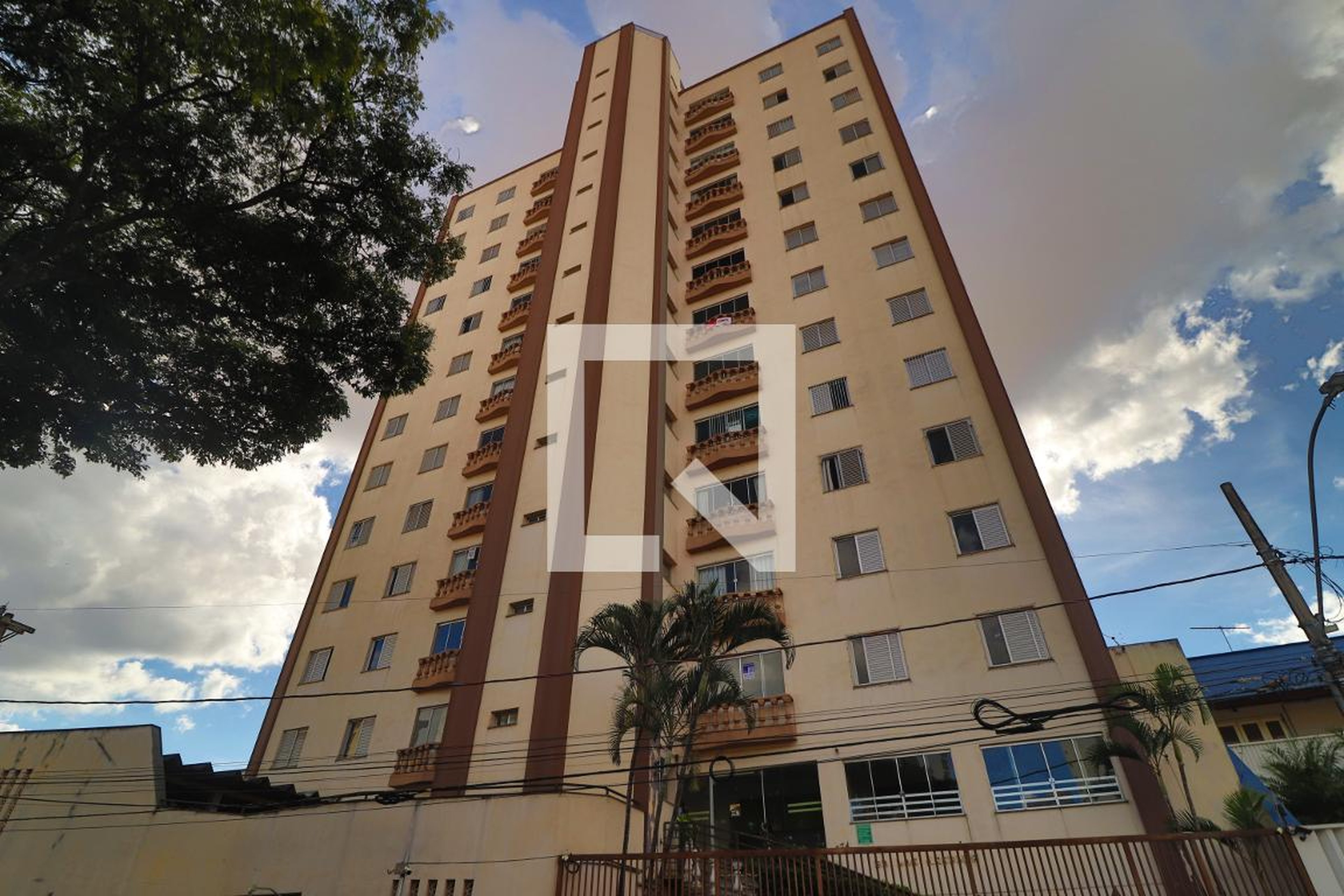 Fachada Condomínio em Avenida Getúlio Vargas, 374