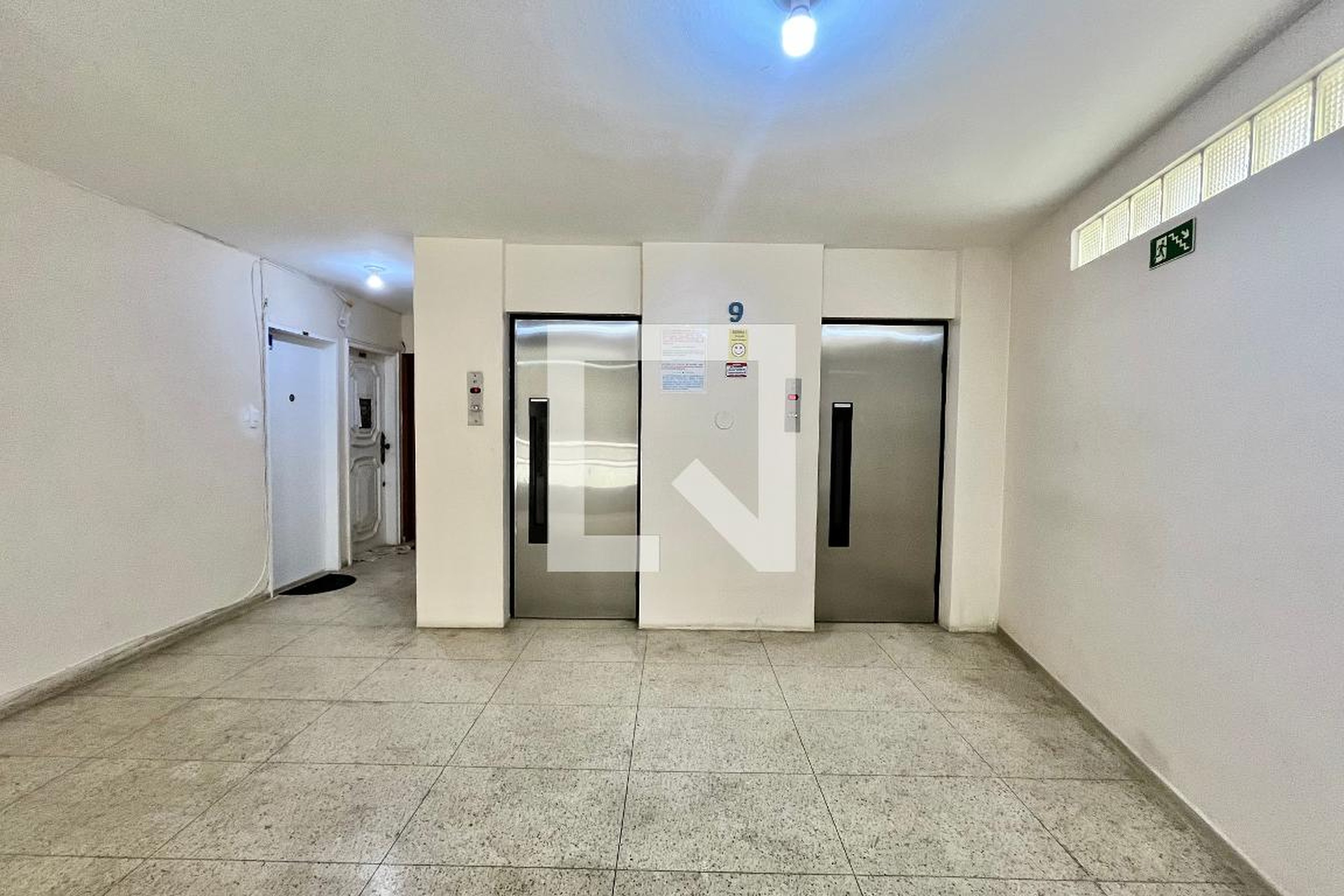 Hall de entrada - Edifício Estrela da Tarde