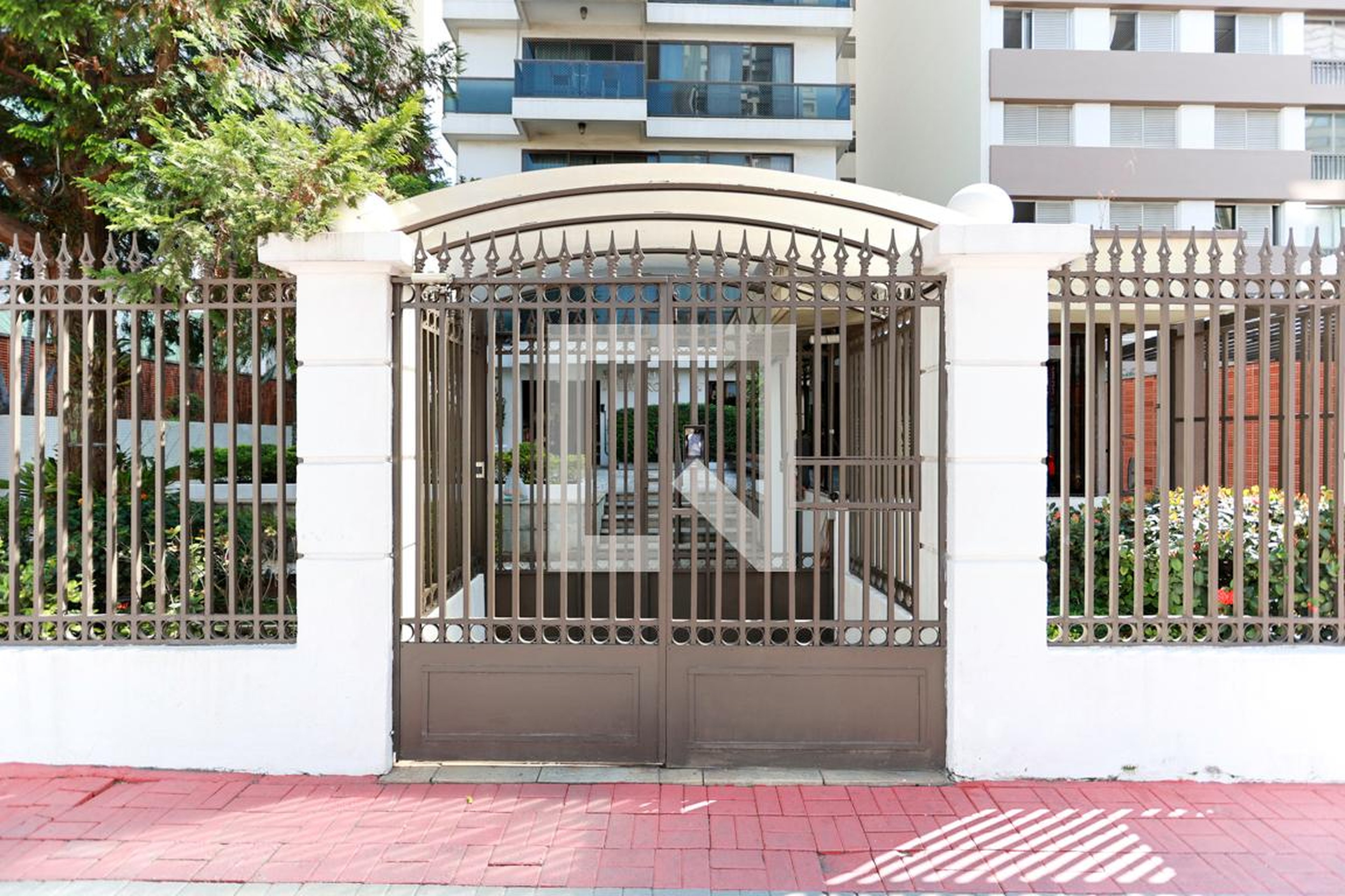 Fachada do condomínio Edifício Júlio Rovai IV