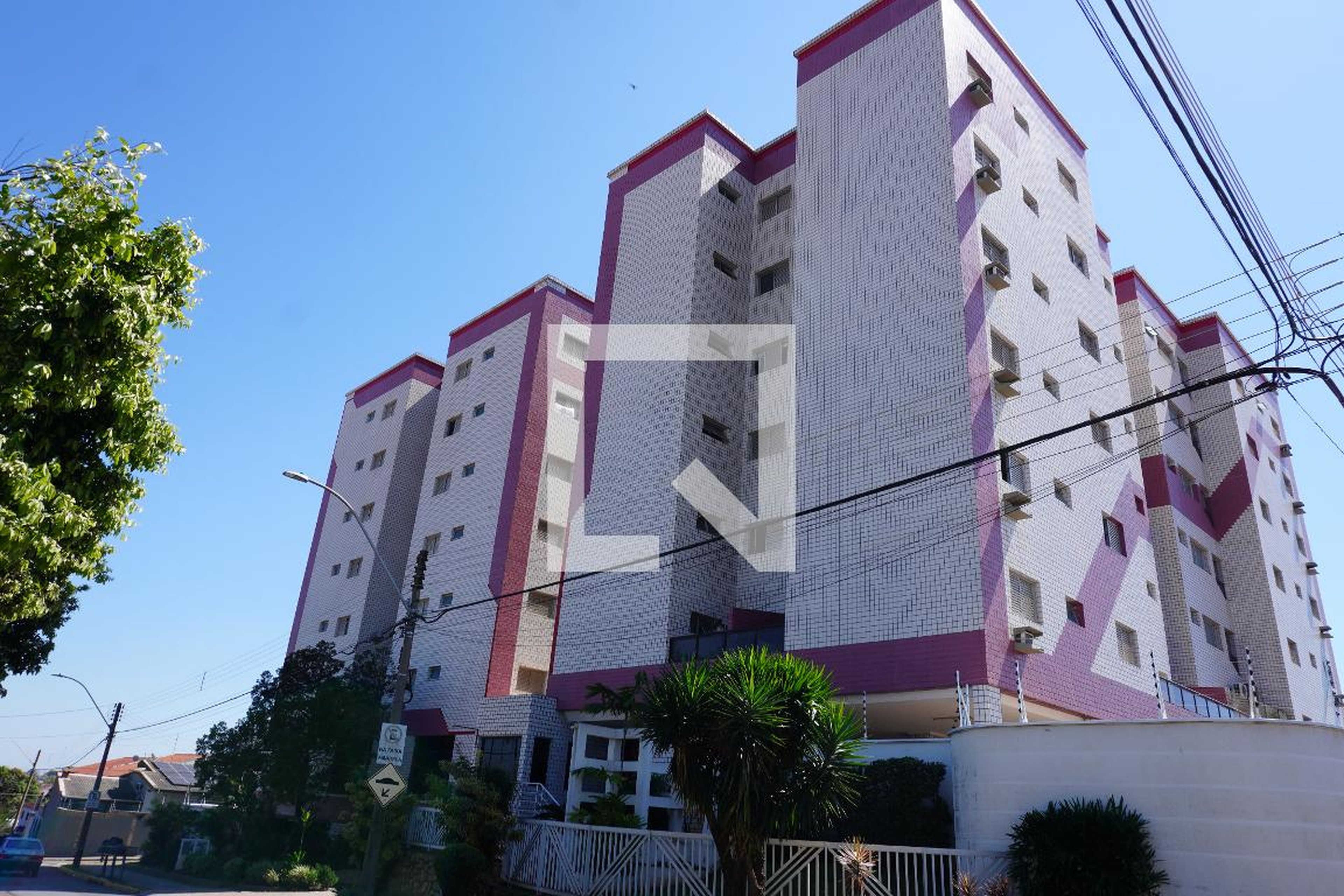 Fachada Condomínio Mestriner