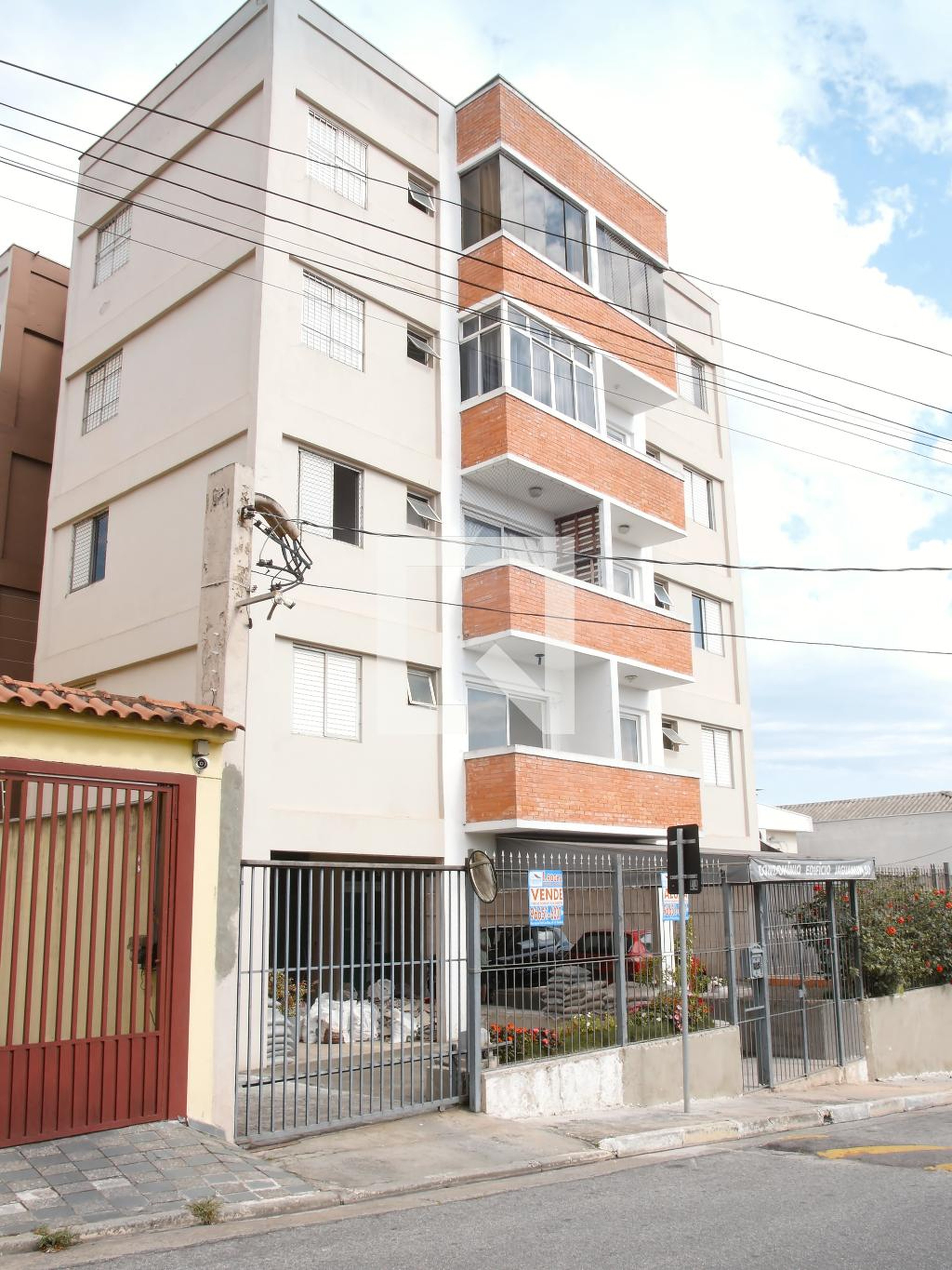 Fachada Edíficio Jaguanum