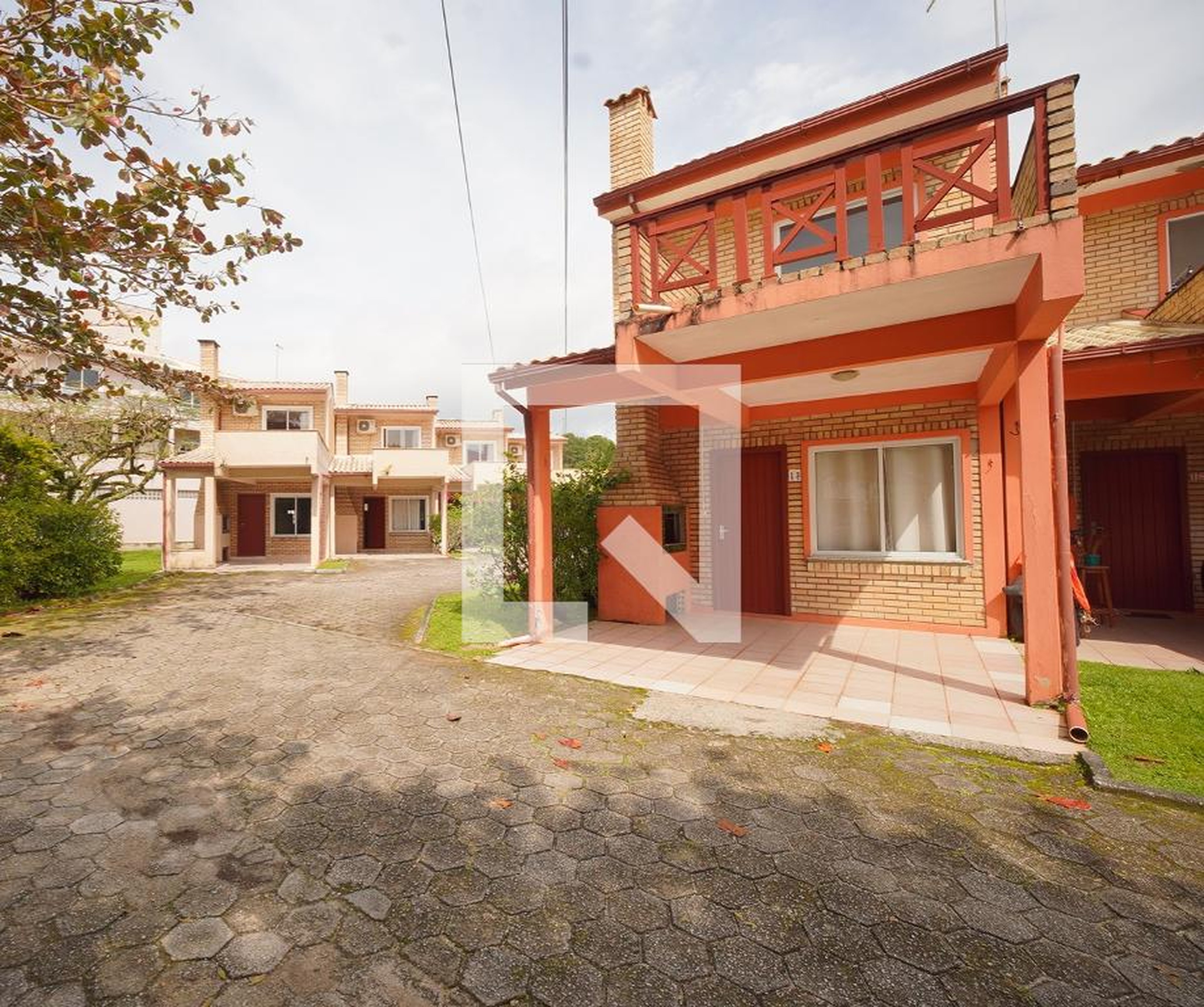 Fachada Condomínio Villa Oliva Residence