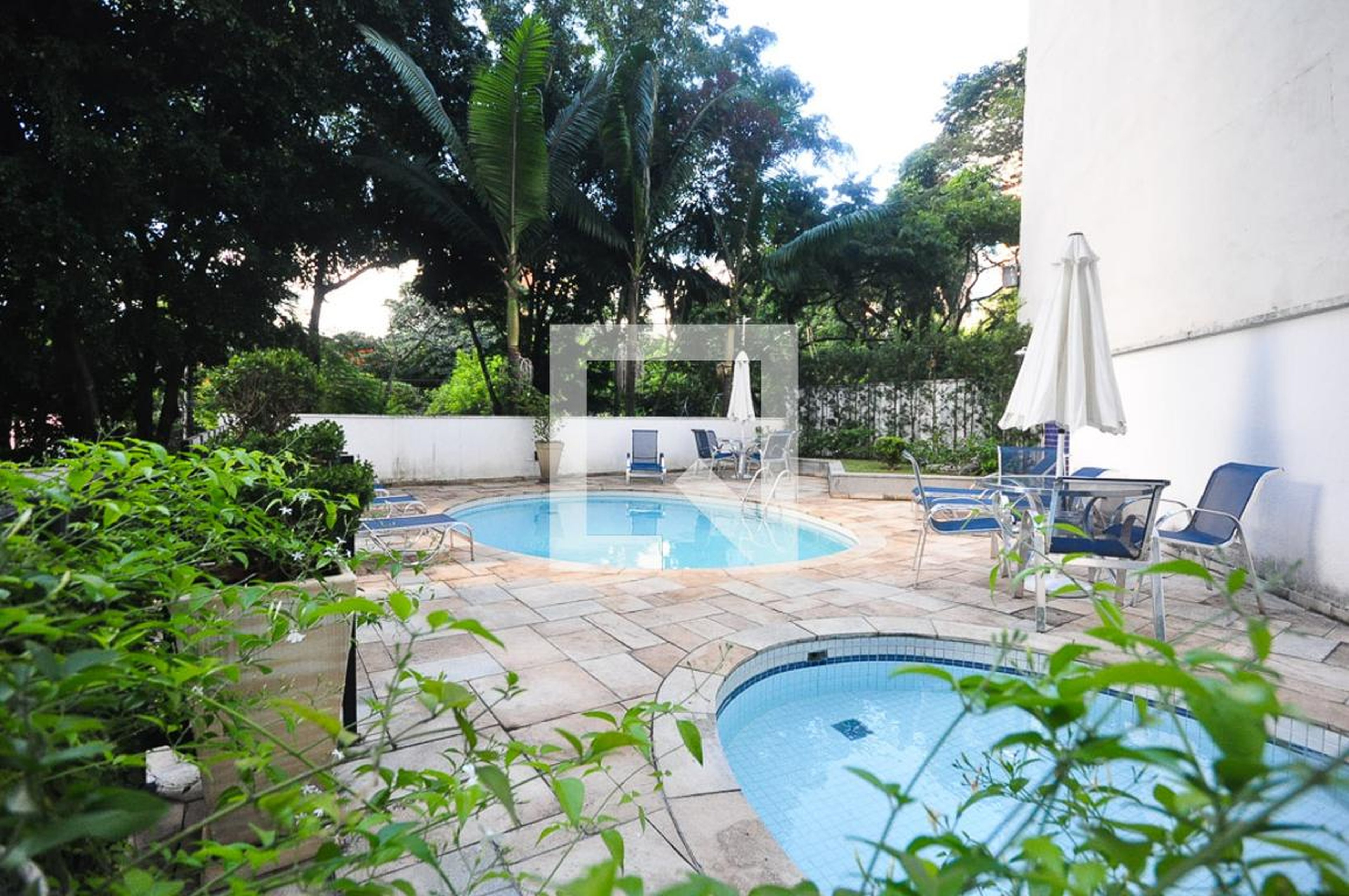 Piscina - Royal Bird