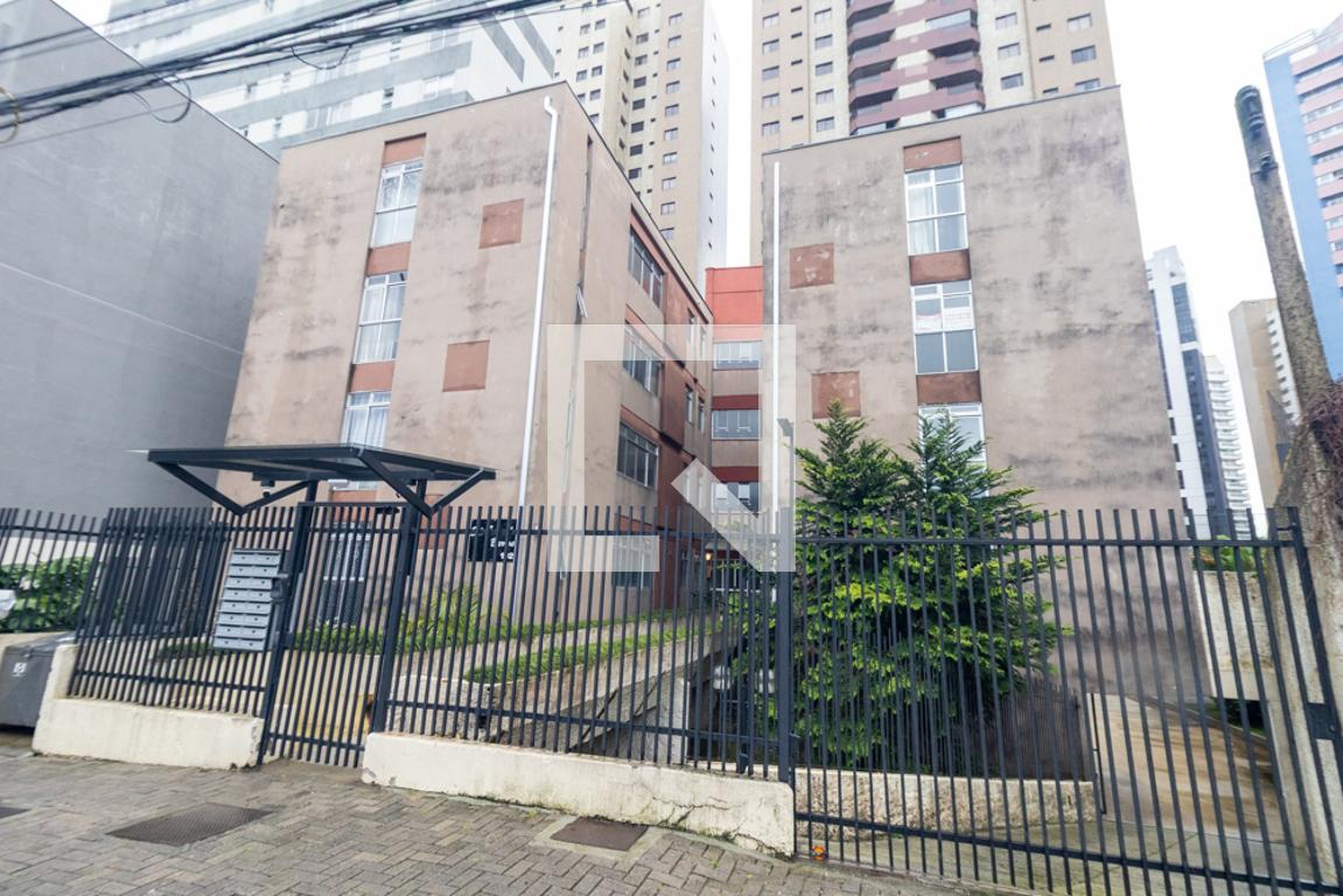 Fachada do Condomínio Edificio General Barros