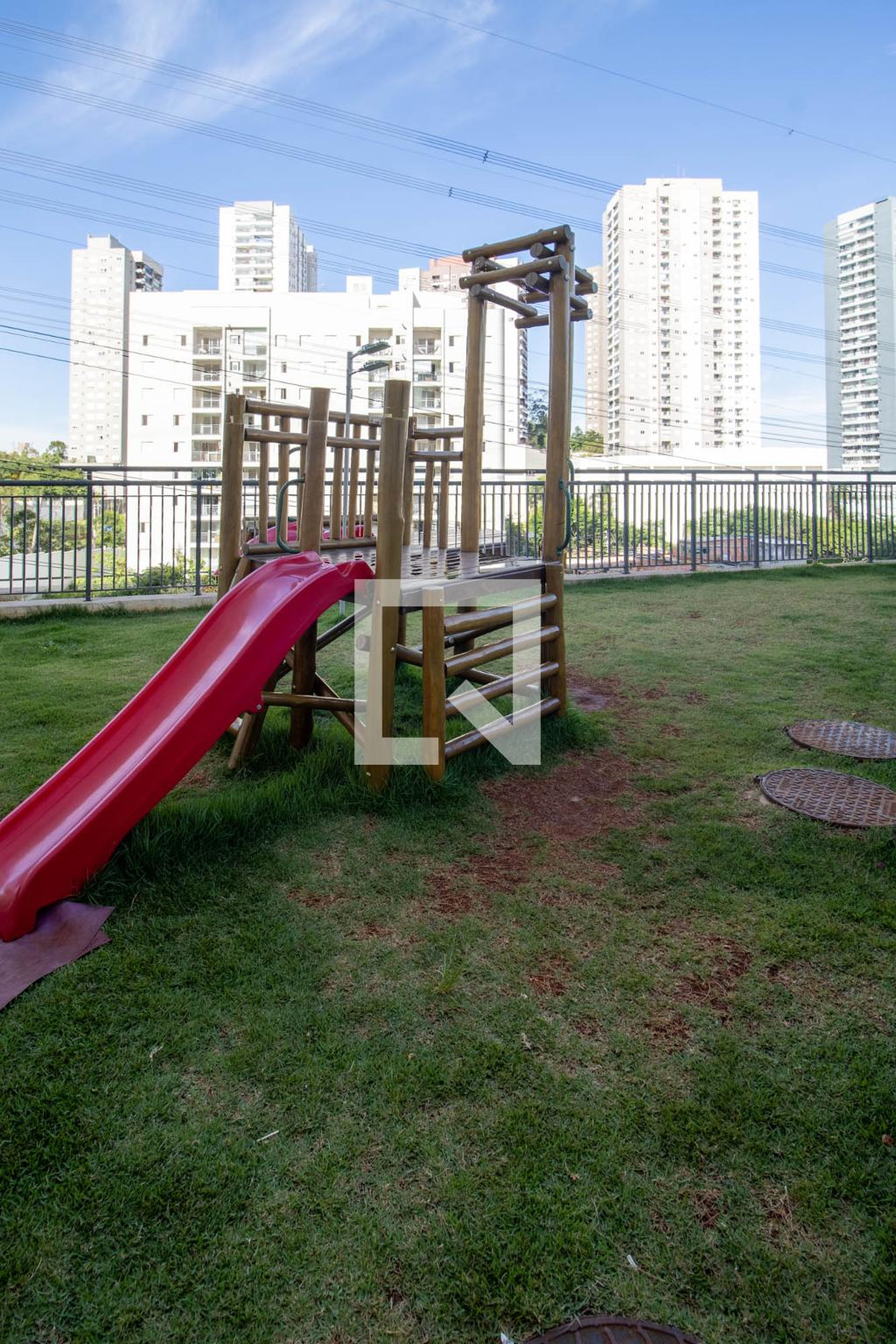 Playground - Yuny - Apê Jardim Sul
