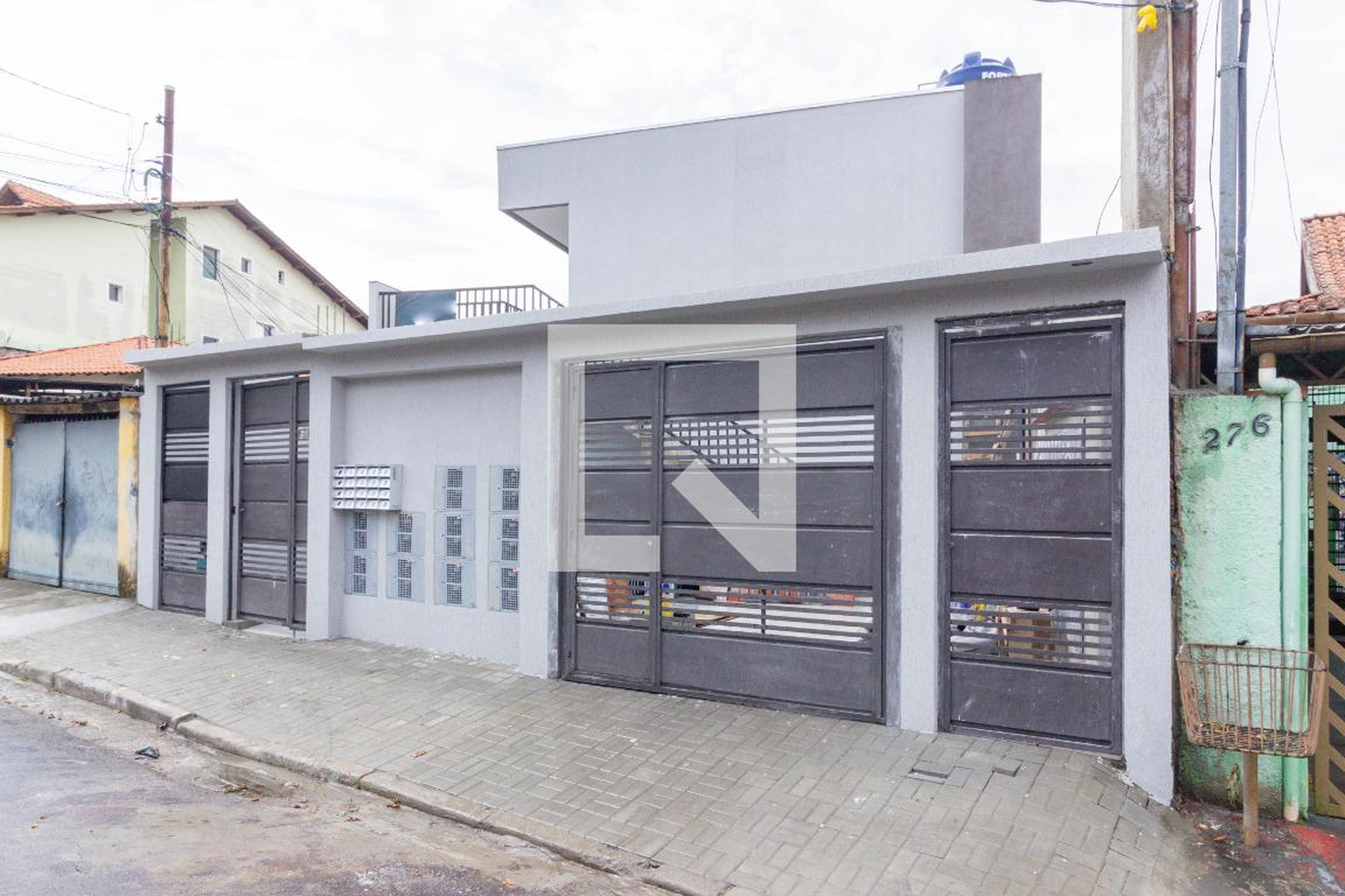 Fachada Condomínio em Rua Manuel José de Almeida, 288