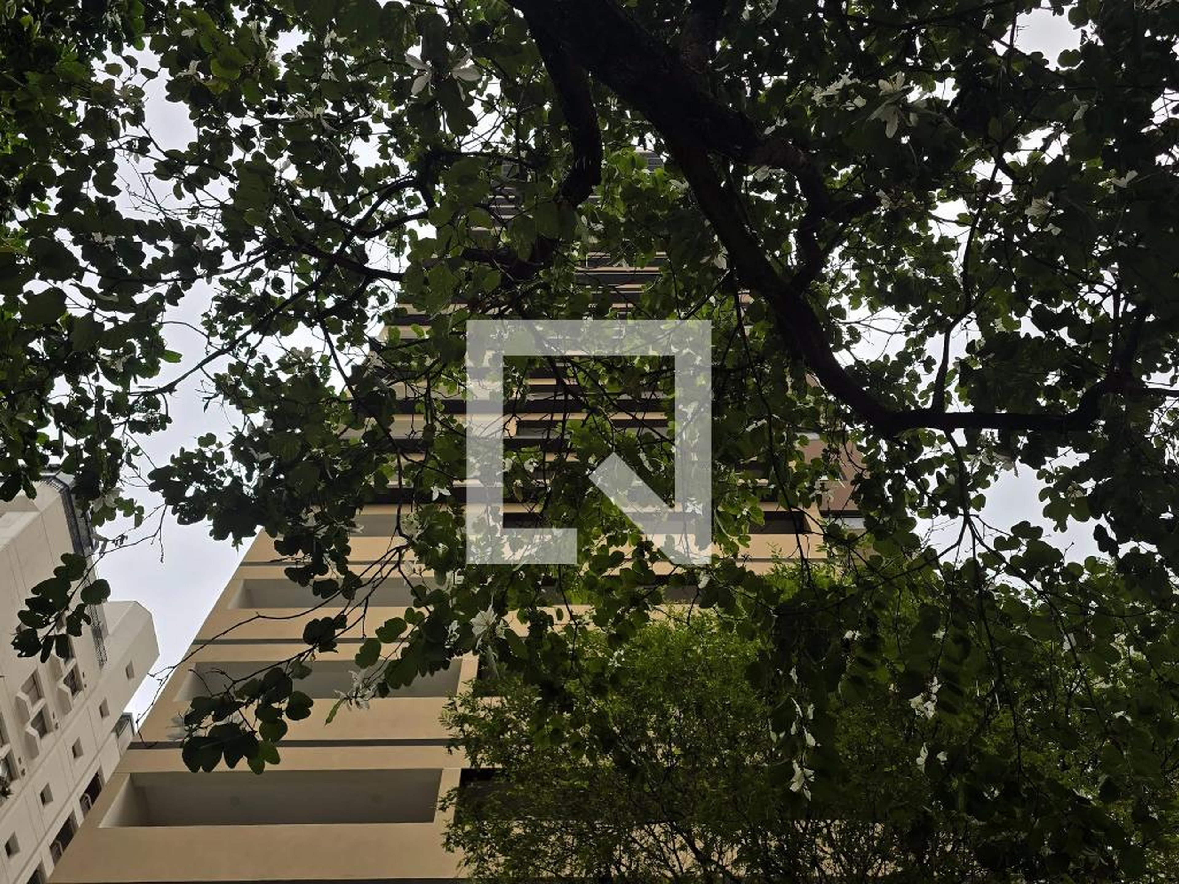 Fachada do Prédio Condomínio NEX One Aimbere