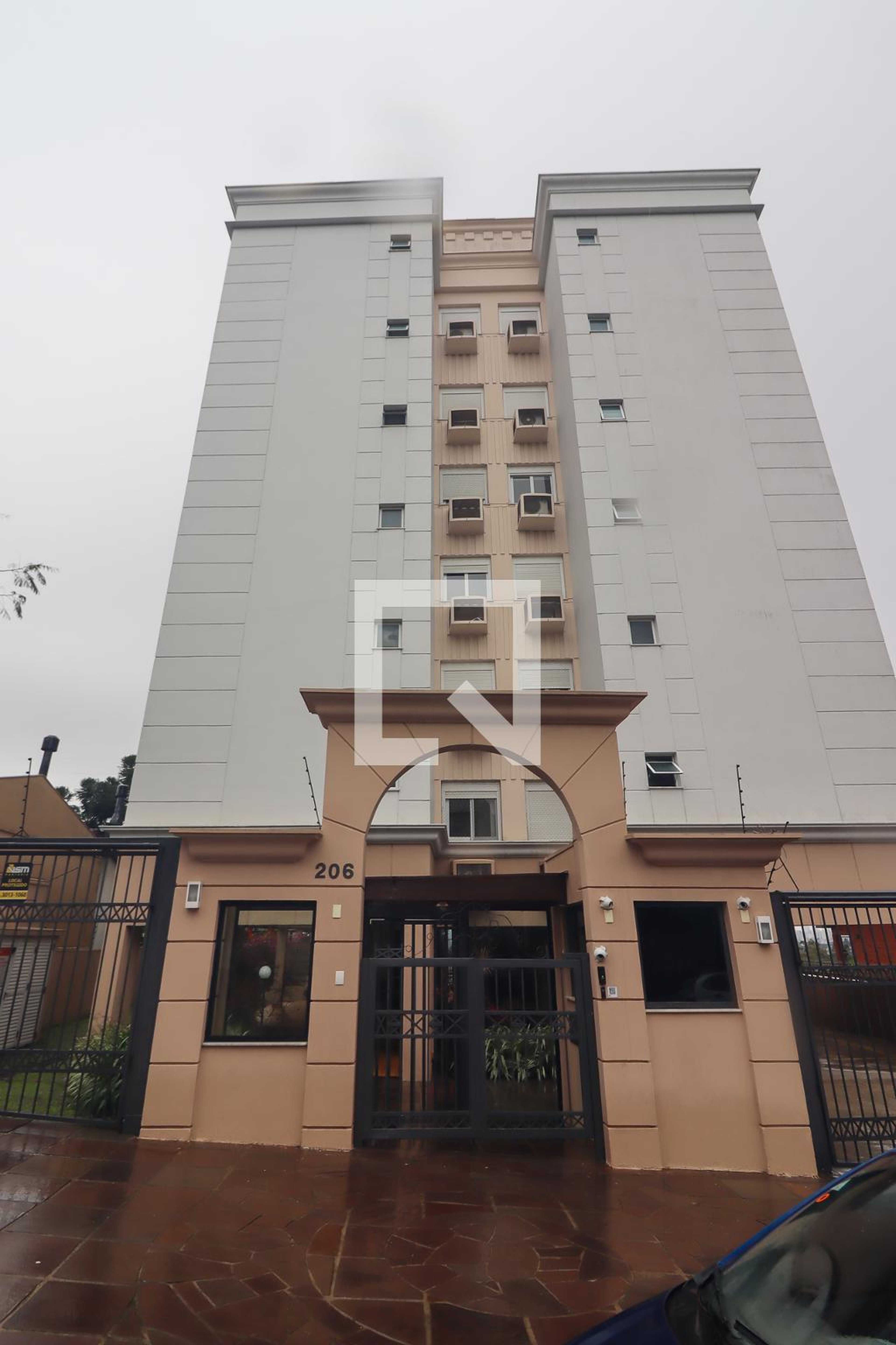 Fachada do Prédio Condomínio Wide