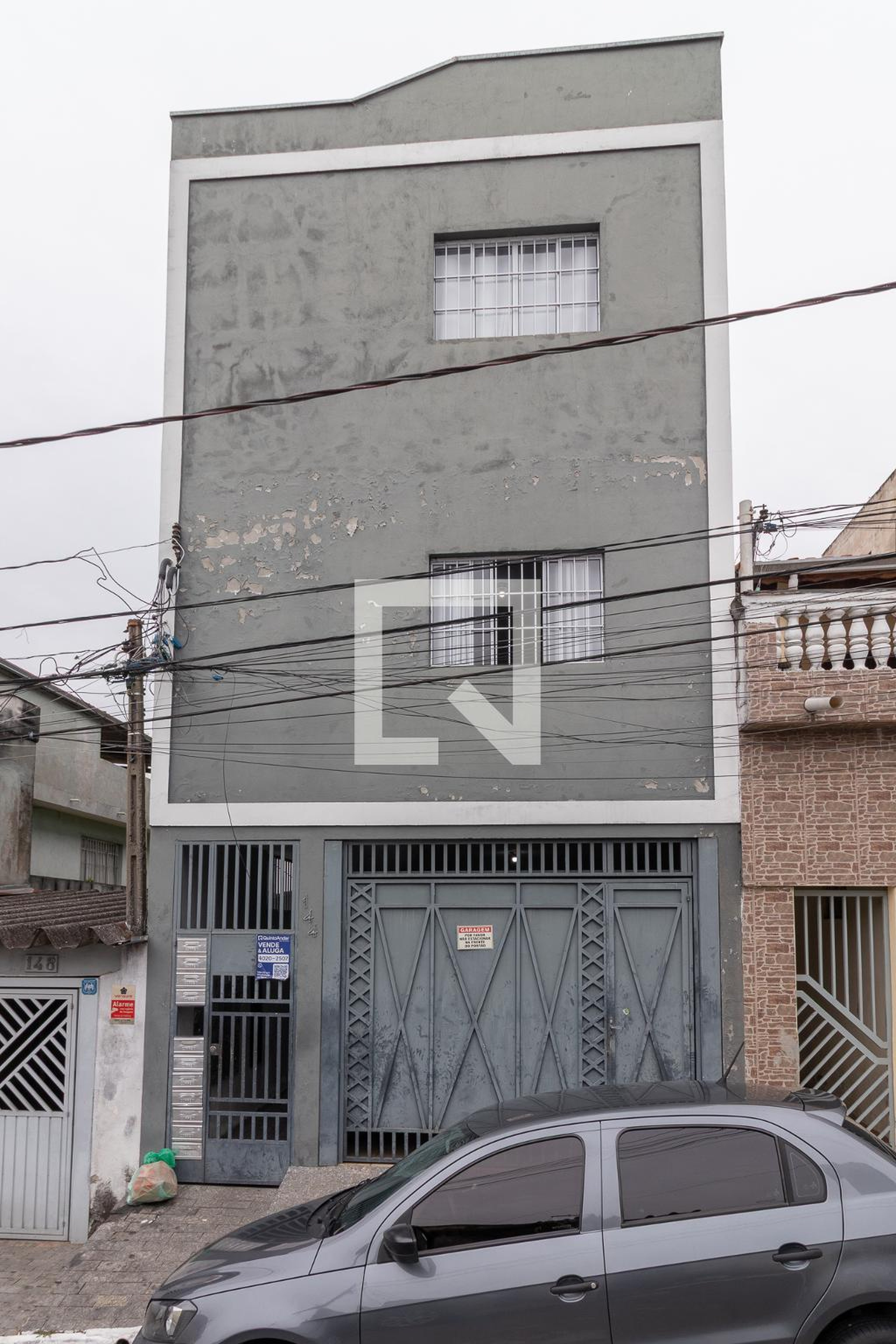 Fachada Condomínio em Rua Hedi, 144