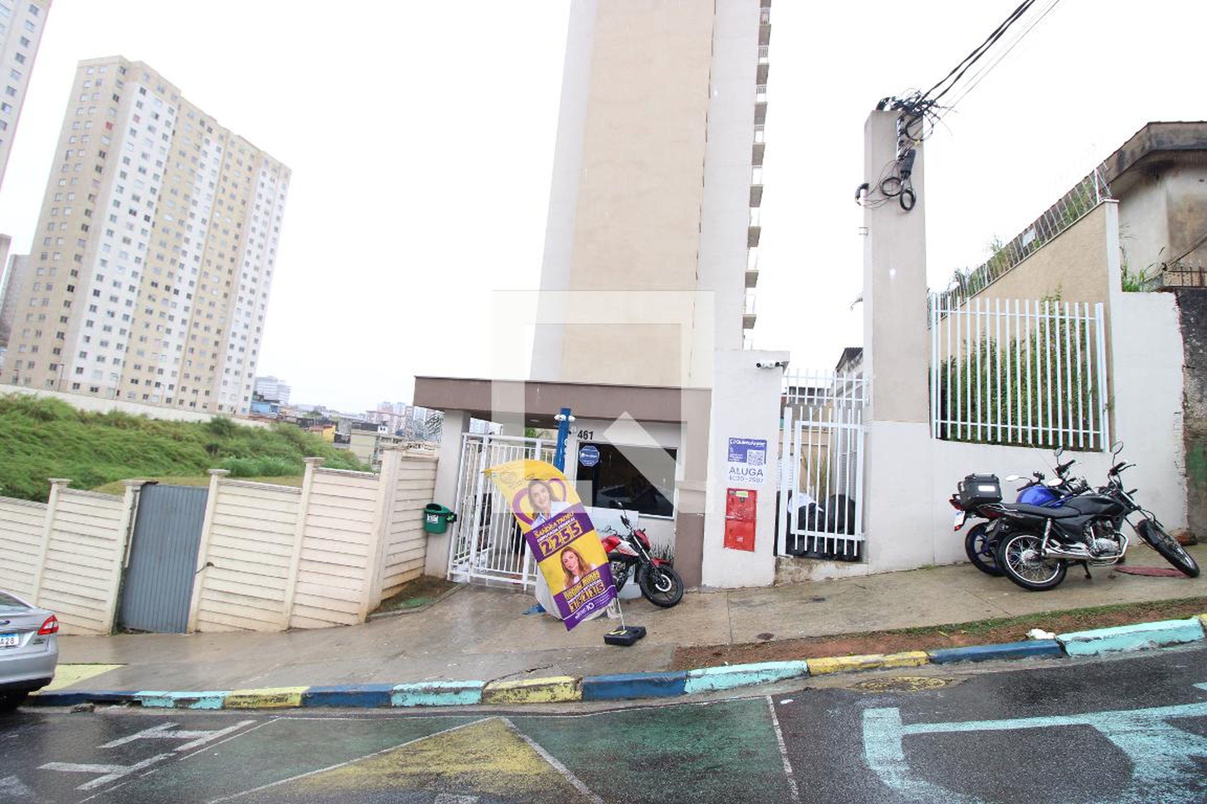 Fachada Condomínio em Rua Lagoa do Campelo, 421