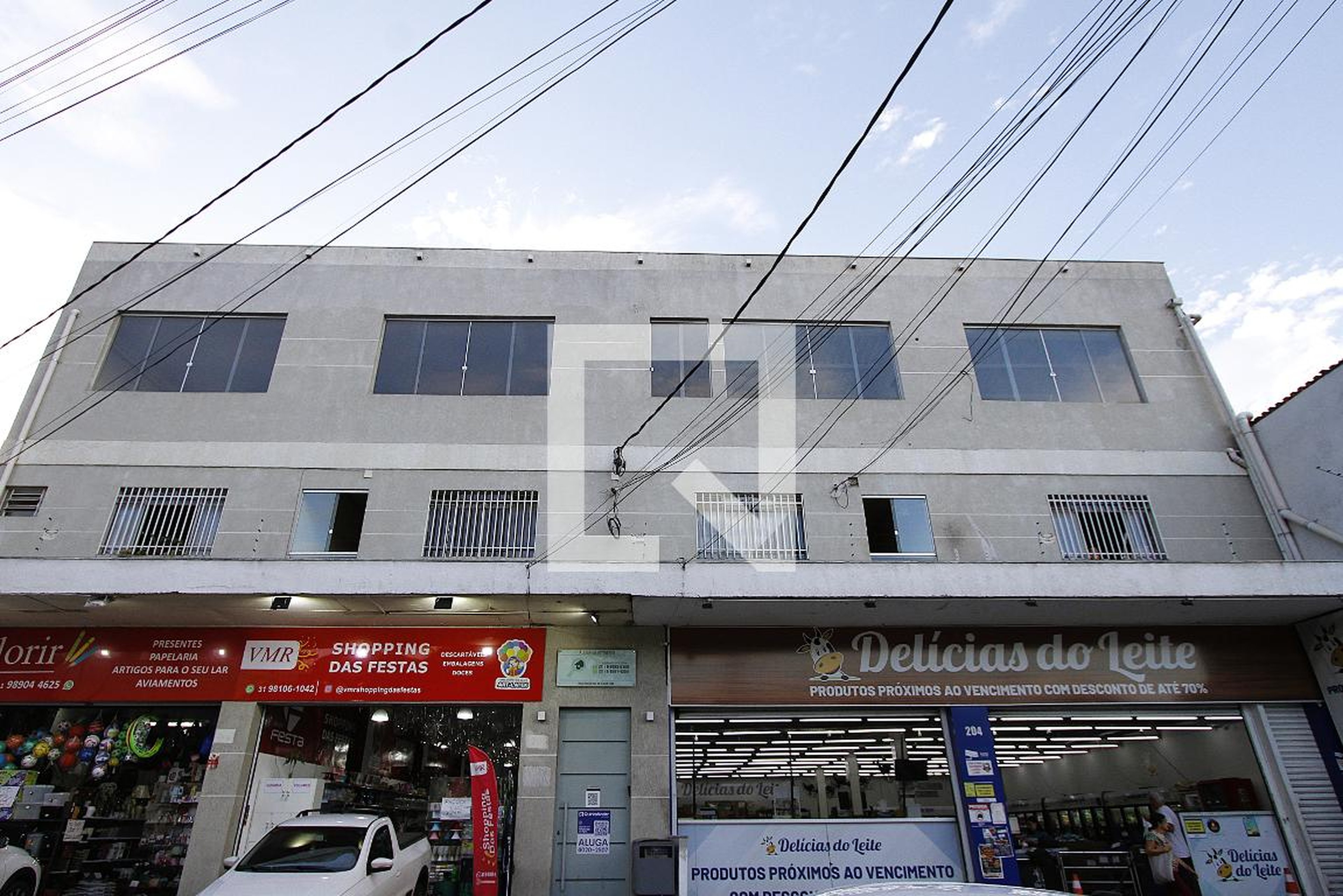 Fachada Condomínio em Rua Nogueira da Gama, 208