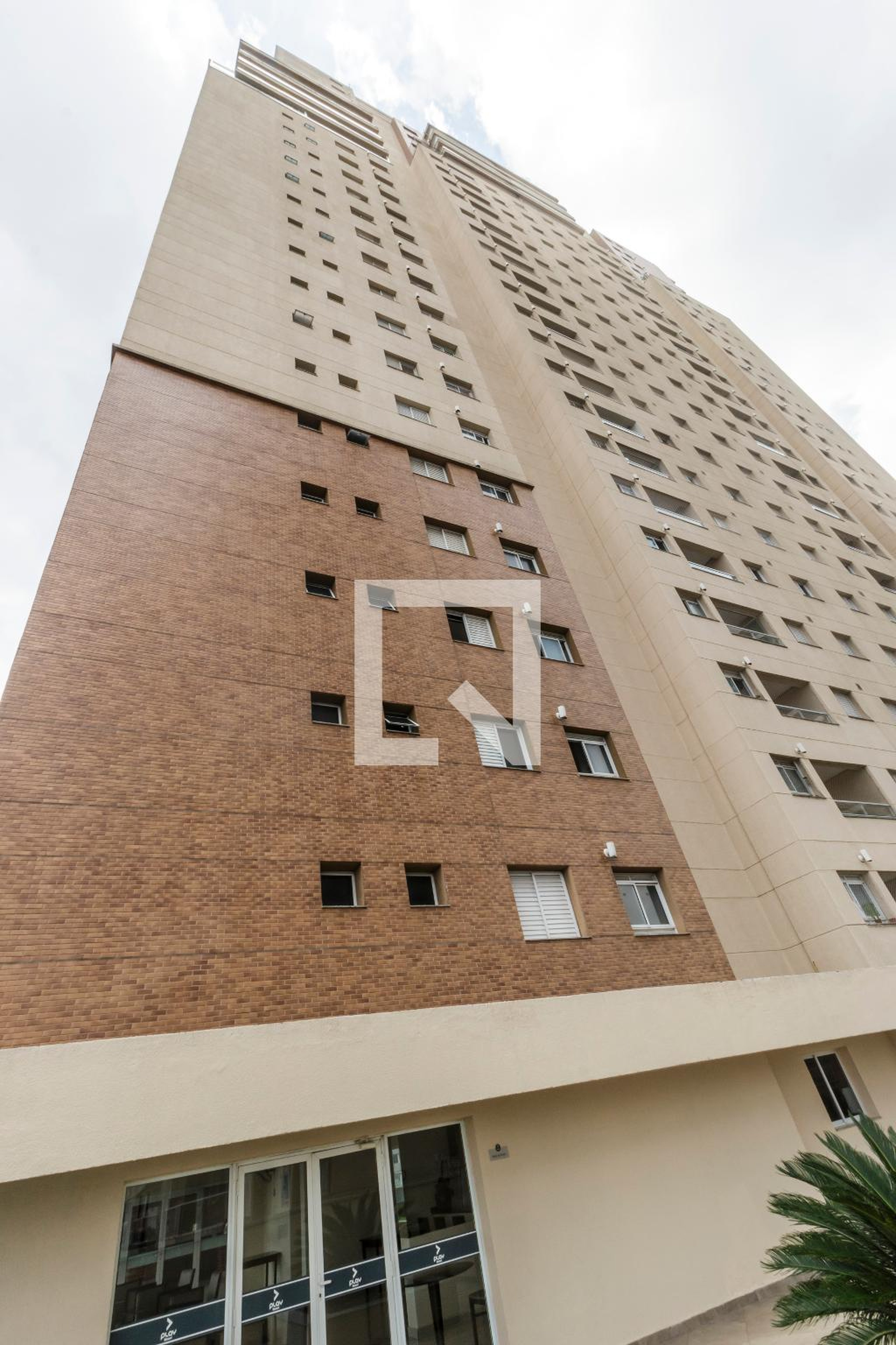 Fachada Condomínio em Avenida Trindade, 384