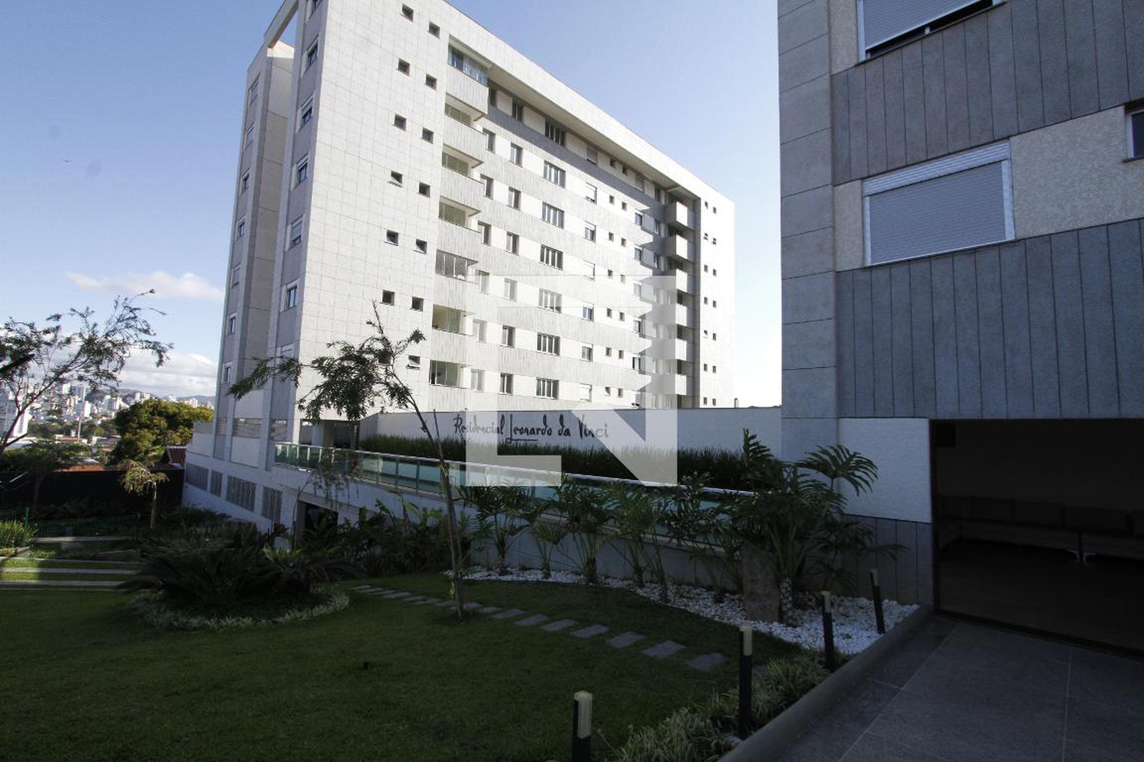 Fachada Condomínio em Rua Bom Sucesso, 380