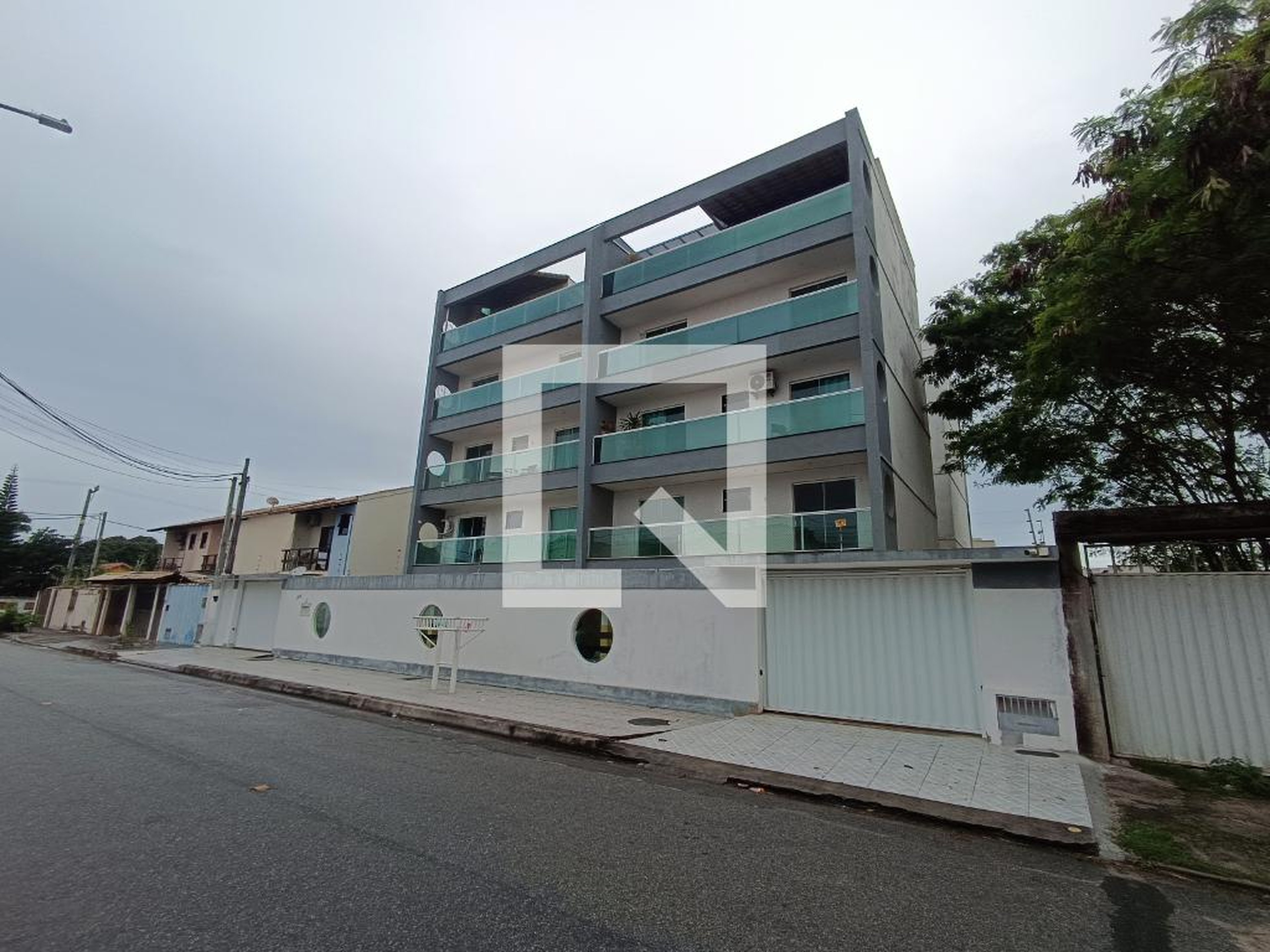 FACHADA Condomínio em Rua Teresópolis, 164