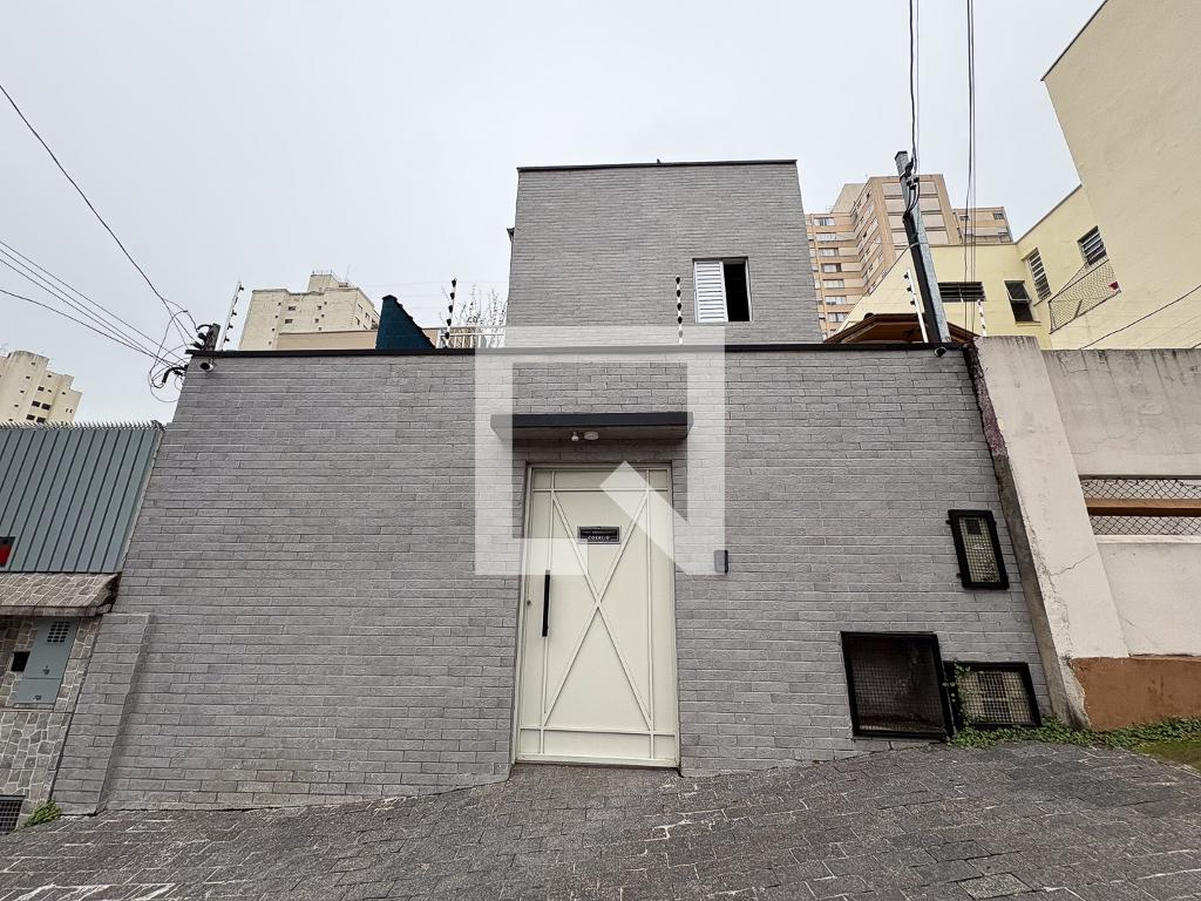 Fachada Condomínio em Rua Antônio Tavares, 173