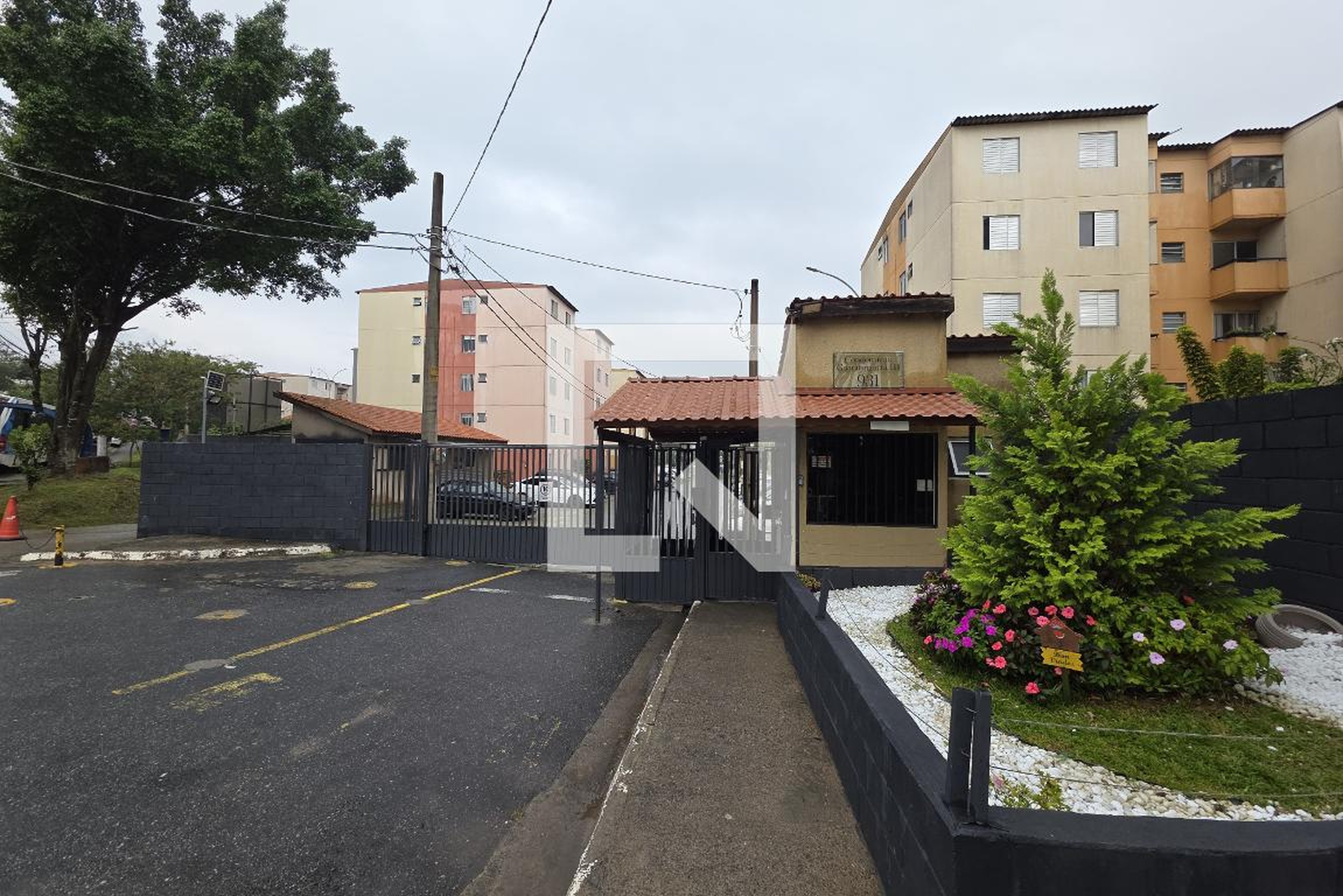 Fachada Condomínio Guaratinguetá III