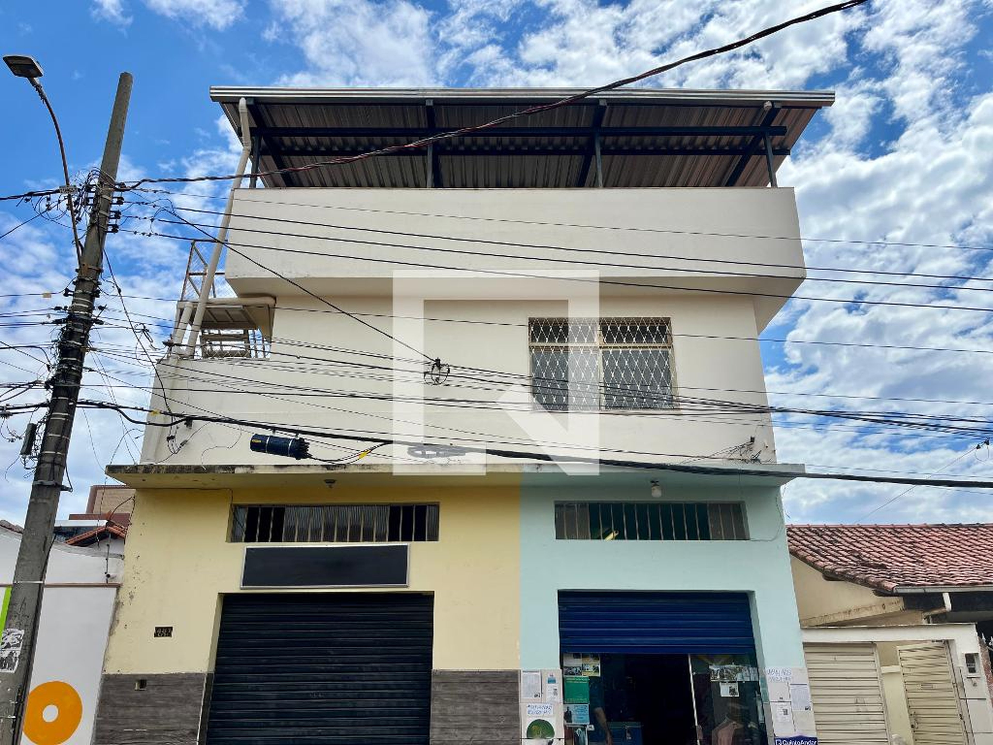 Fachada Condomínio em Rua Cabrobó, 481