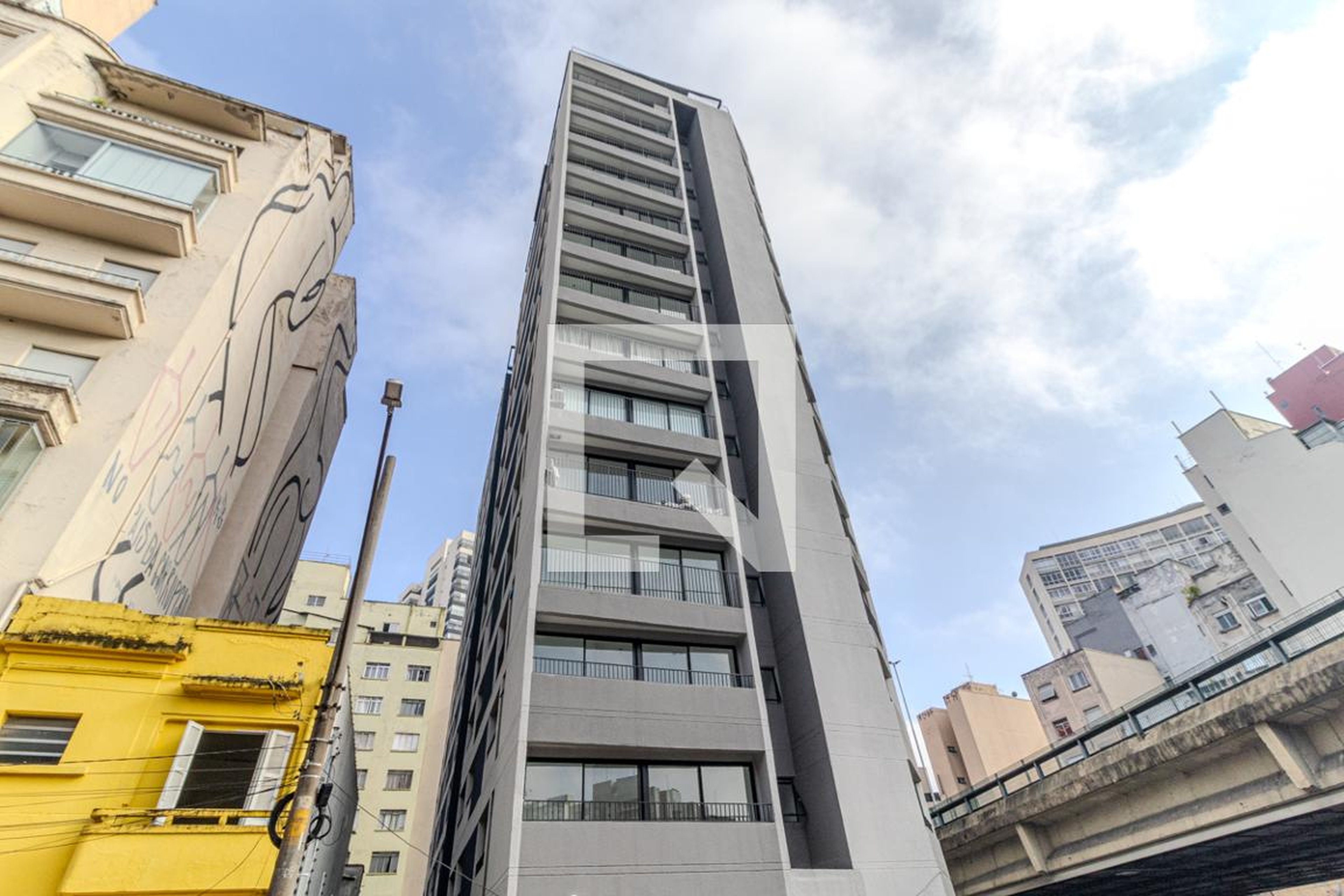 Fachada Condomínio Nurban Santa Cecília