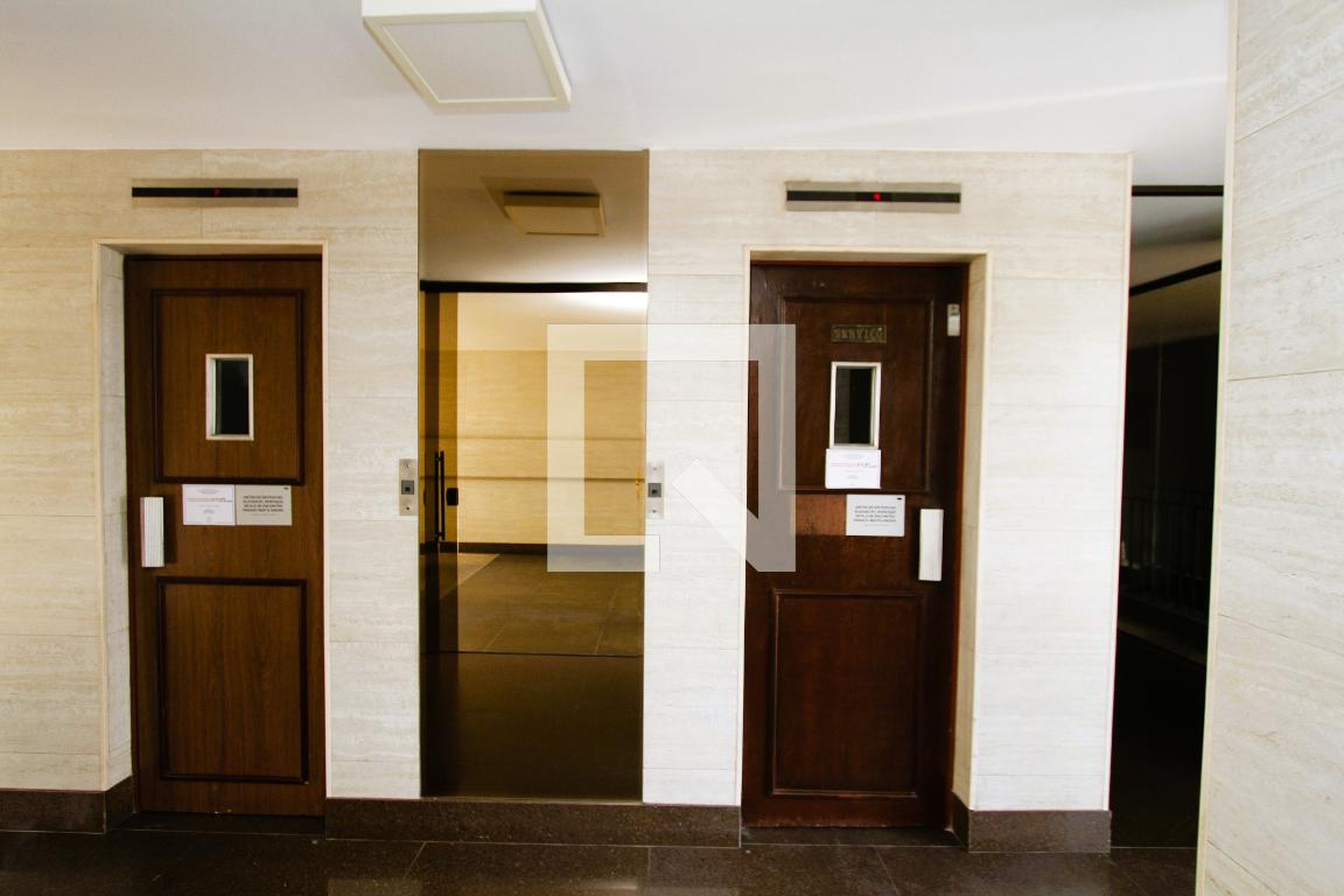 Hall de entrada - Edifício Guia Lopes