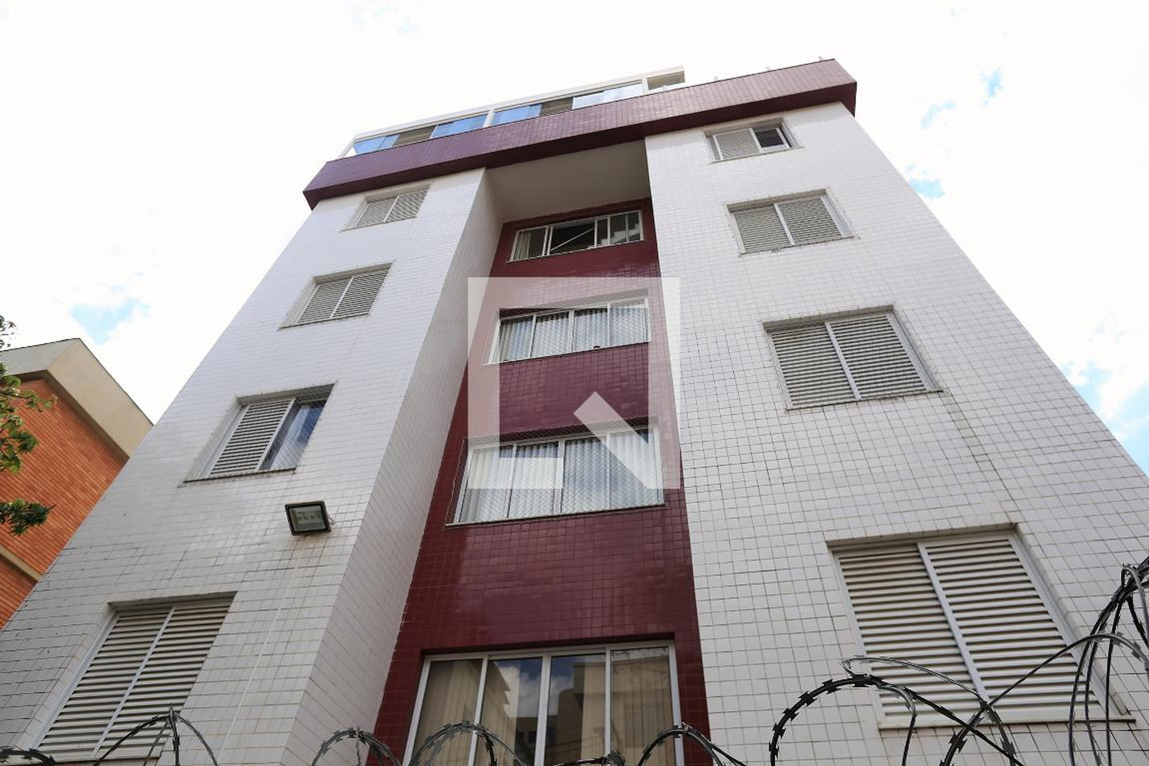 Fachada Condomínio Azaleia