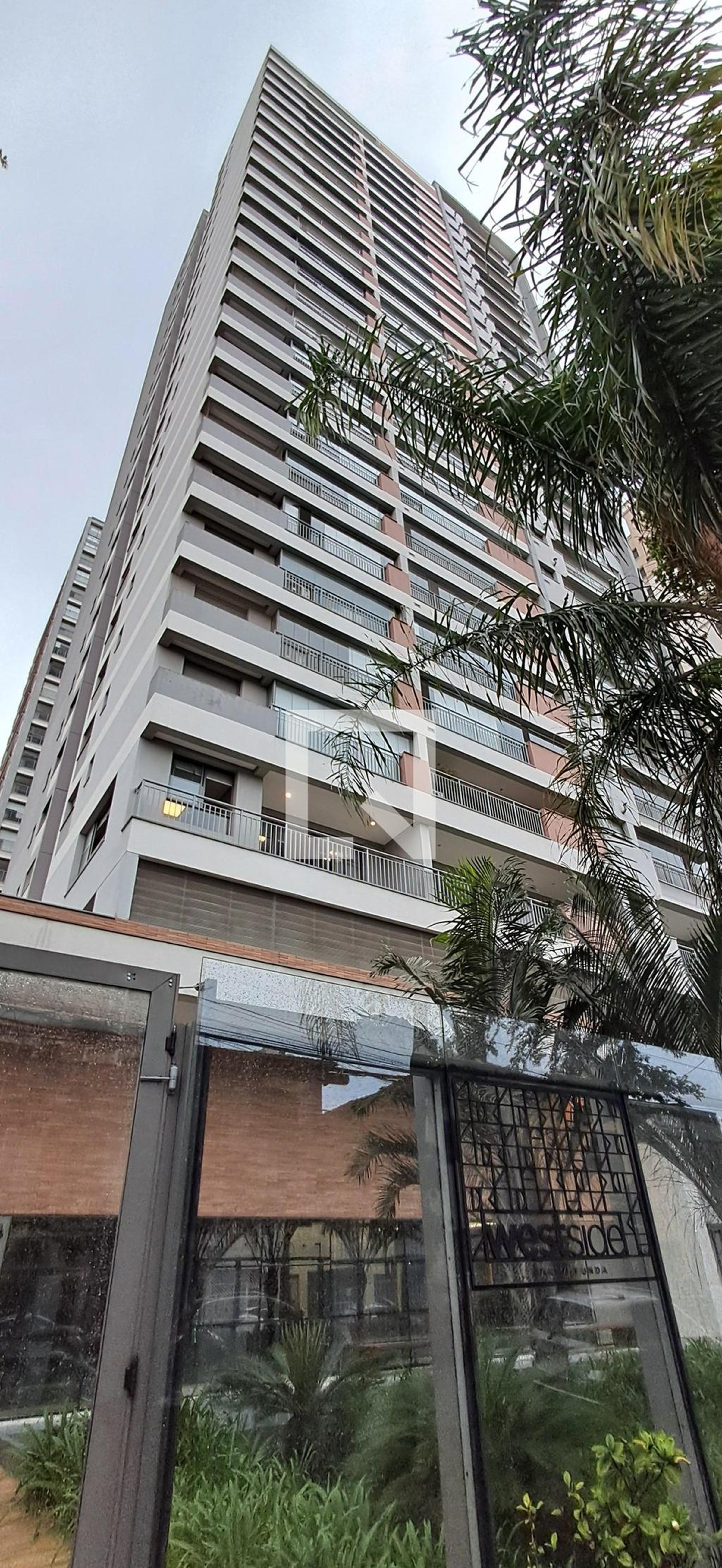 Fachada Condomínio West Side Barra Funda