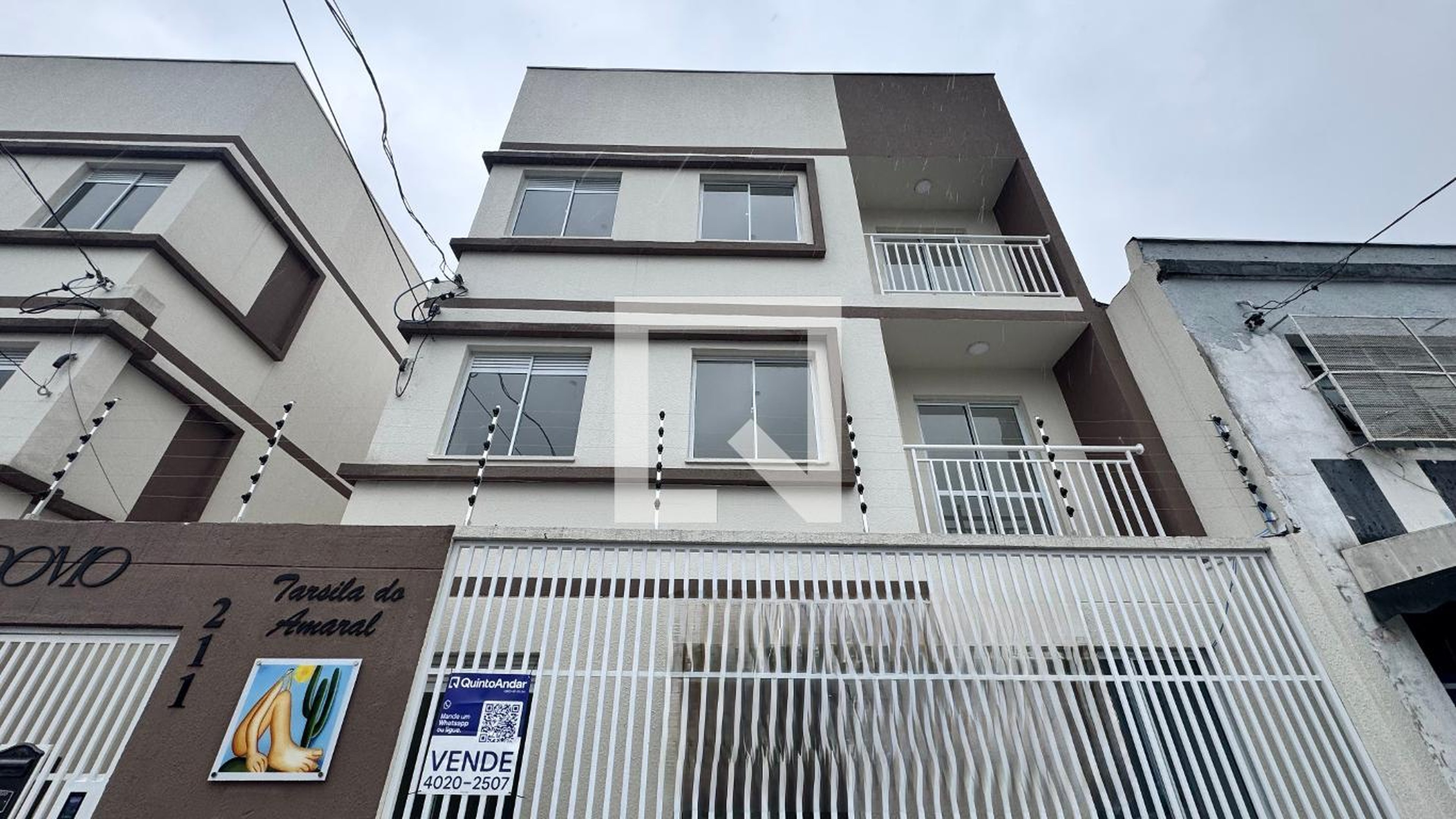 Fachada Condomínio em Rua Antônio Juvenal, 211