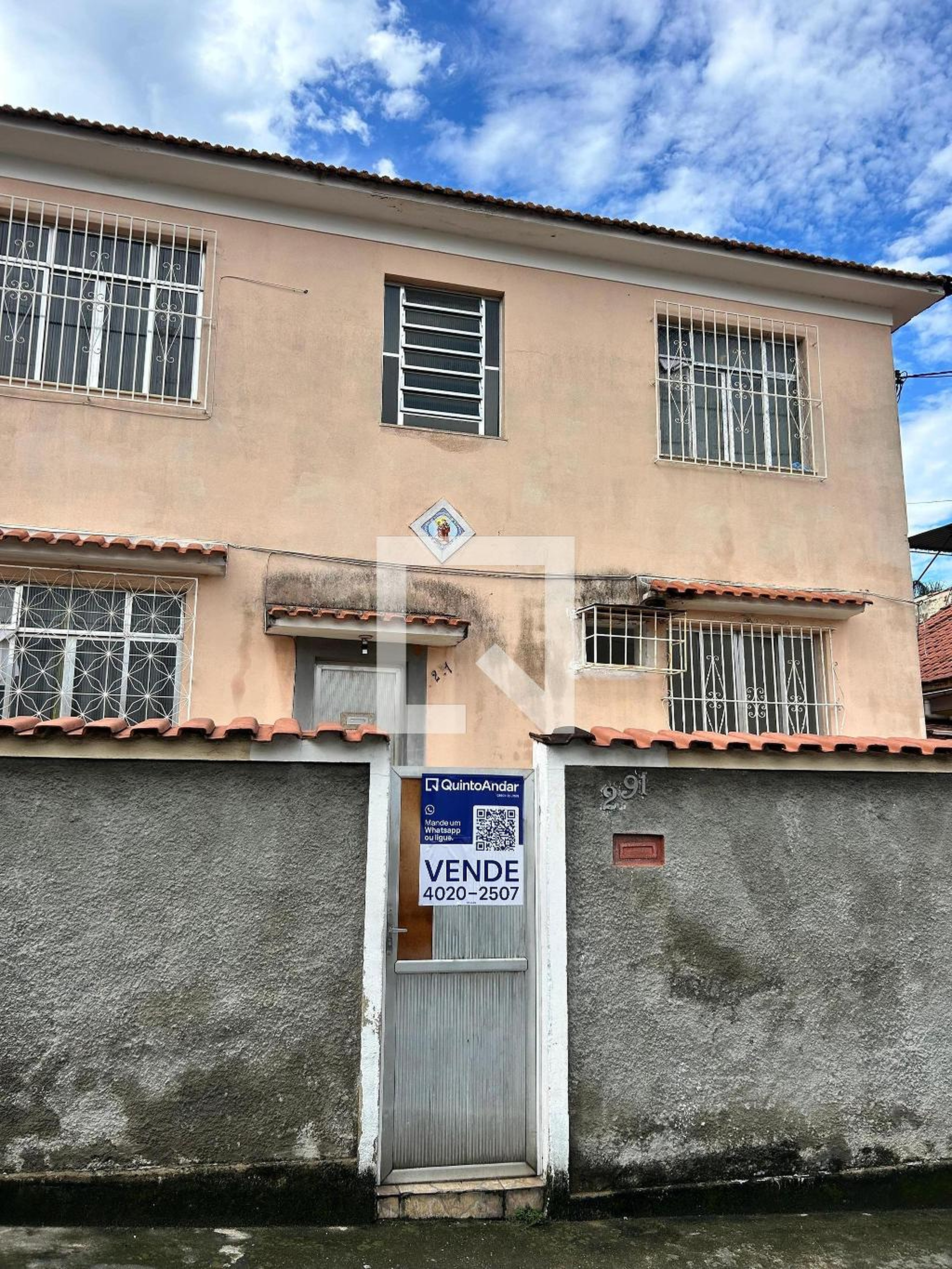 Fachada Condomínio em Rua Tamiarana, 291