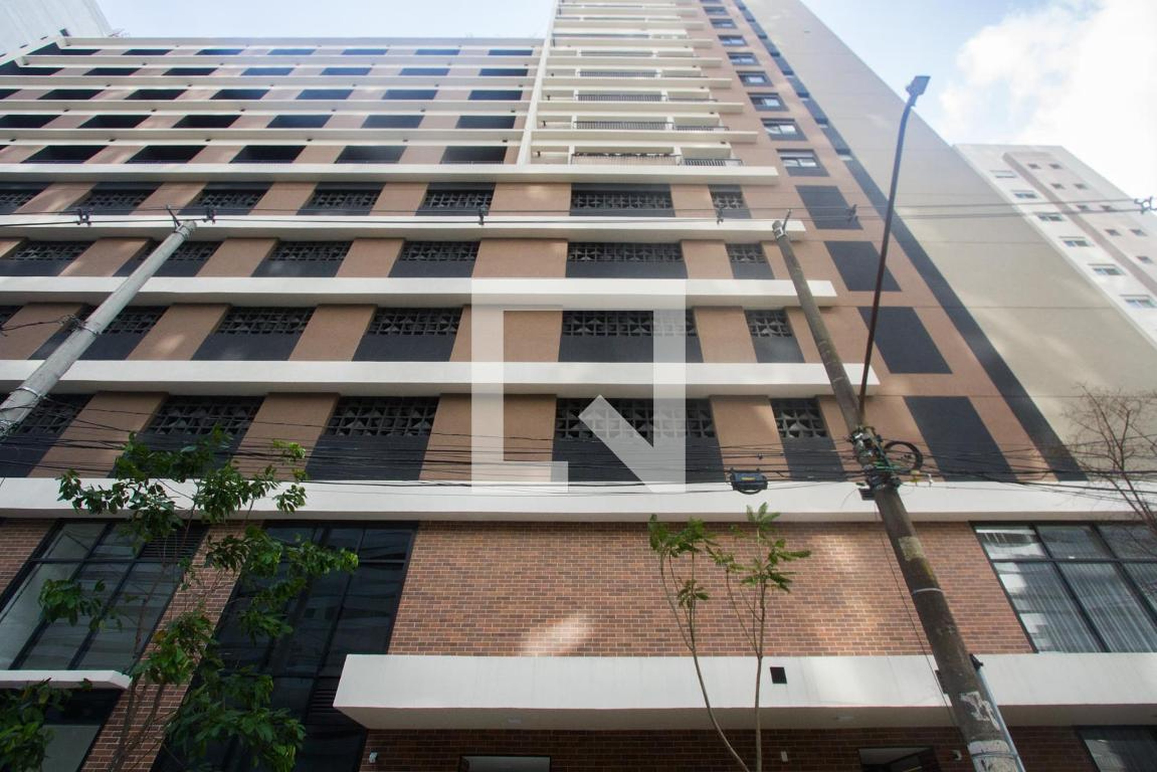 Fachada Condomínio em Rua João de Sousa Dias, 90