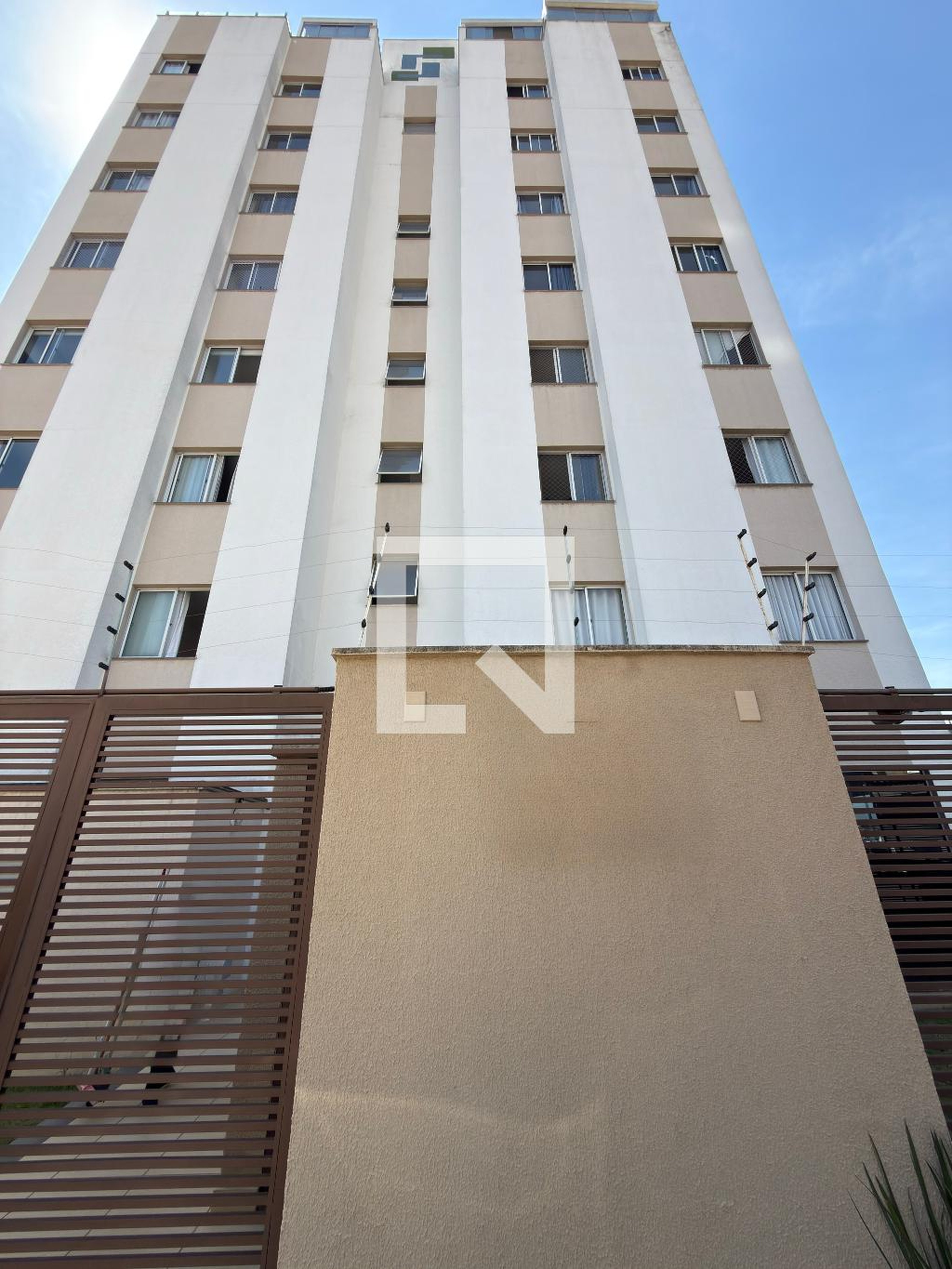 Fachada Residencial Saba Segovia