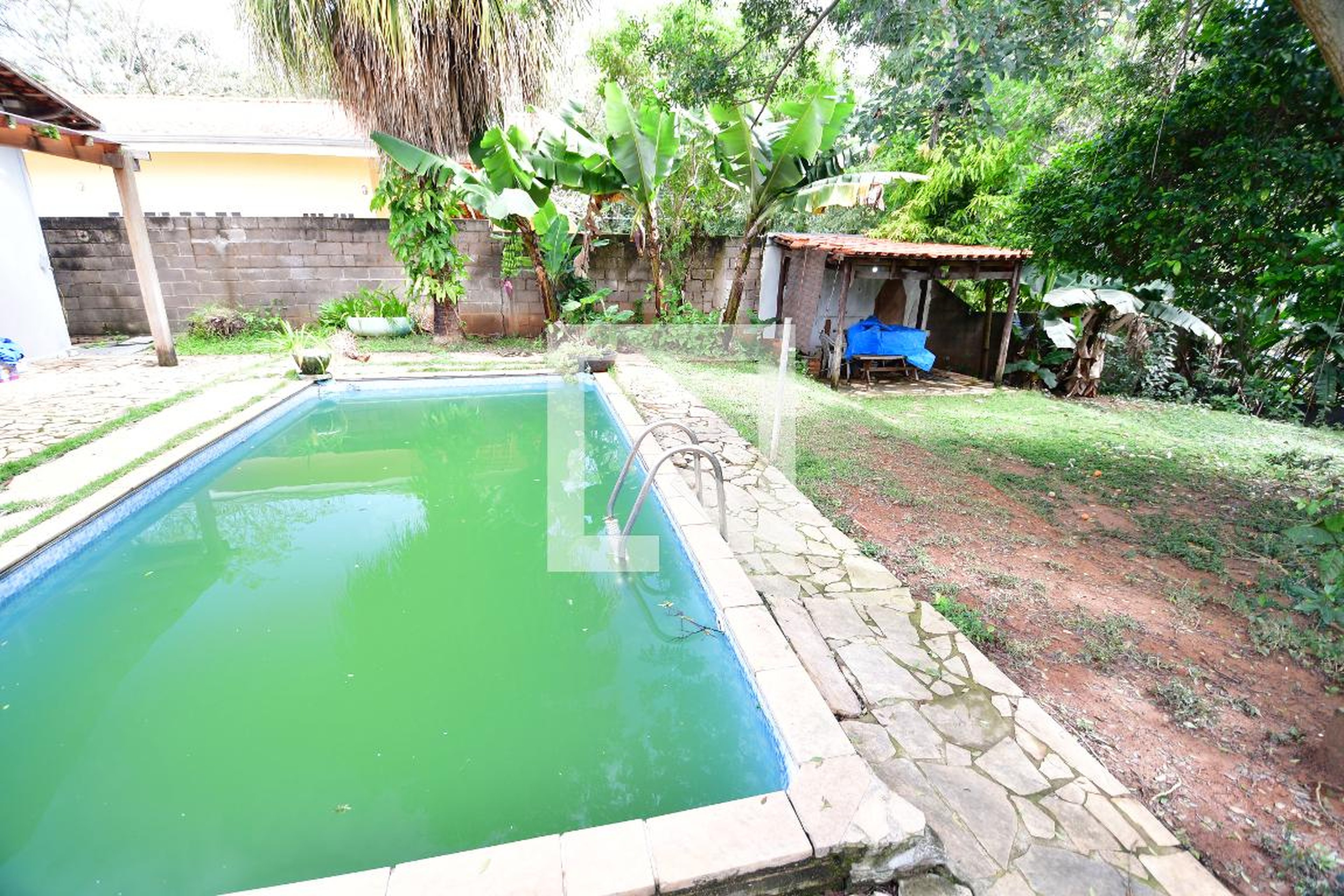 Piscina Condomínio Loteamento Caminhos de San Conrado (Sousas)