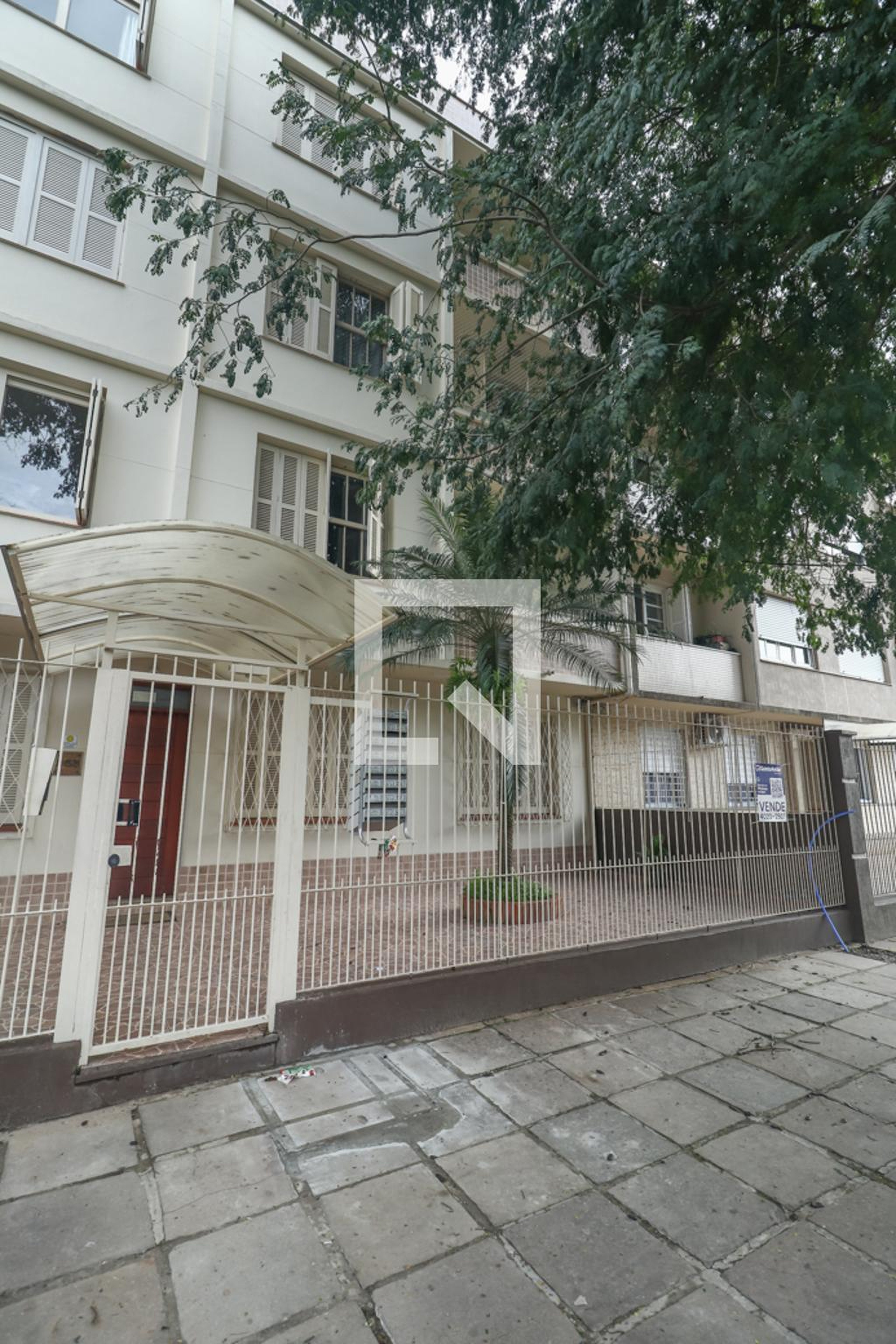 Fachada Condomínio em Avenida Guido Mondim, 963