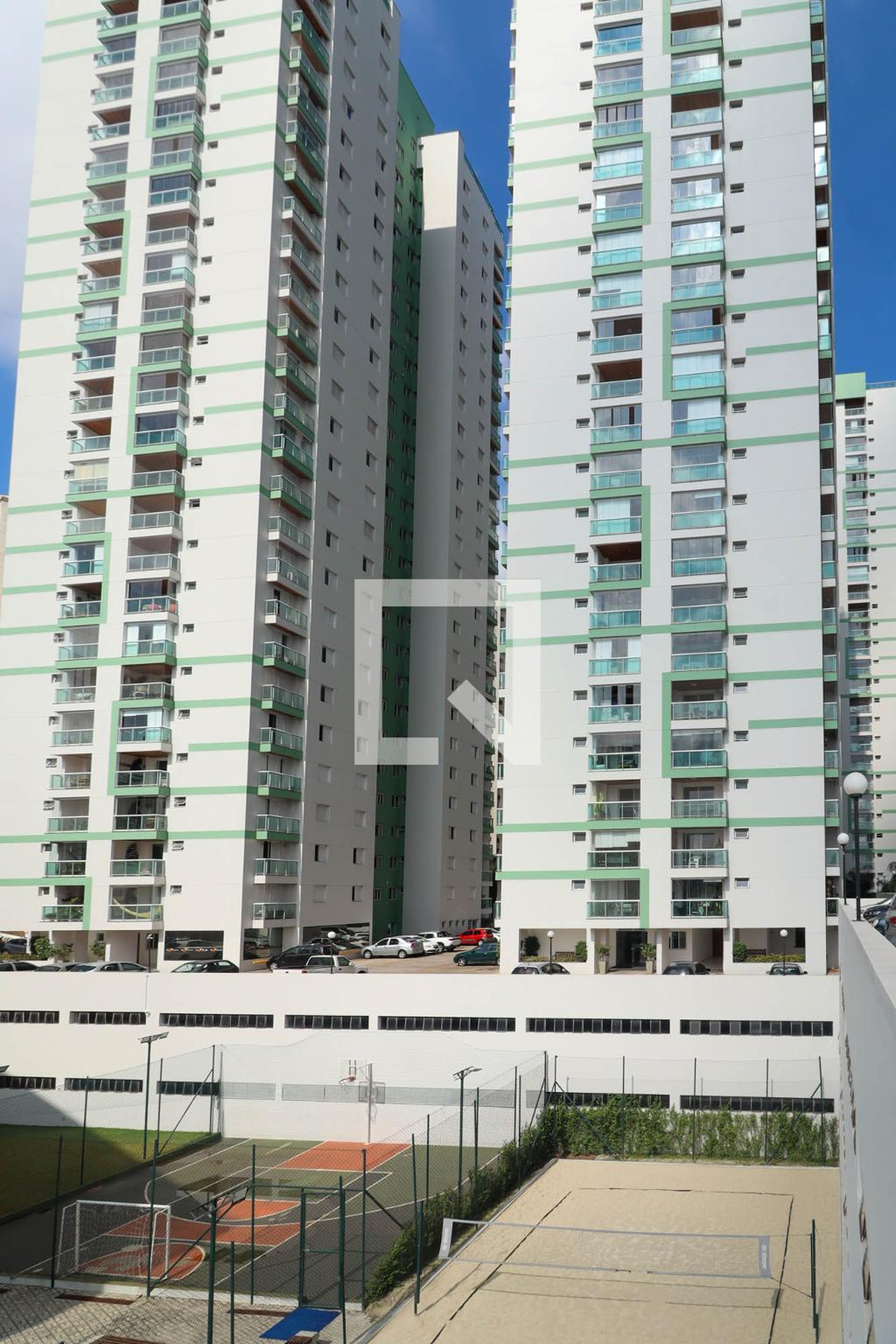 Fachada Condomínio Castanheira