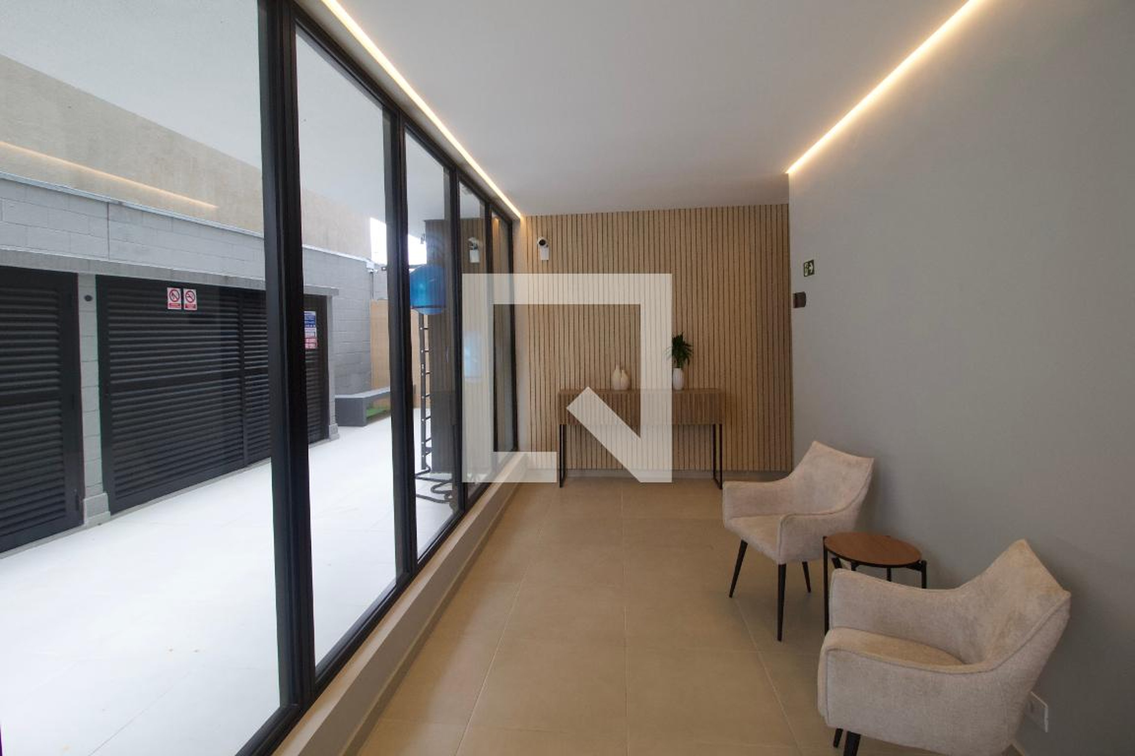 Hall de entrada - TJM 526