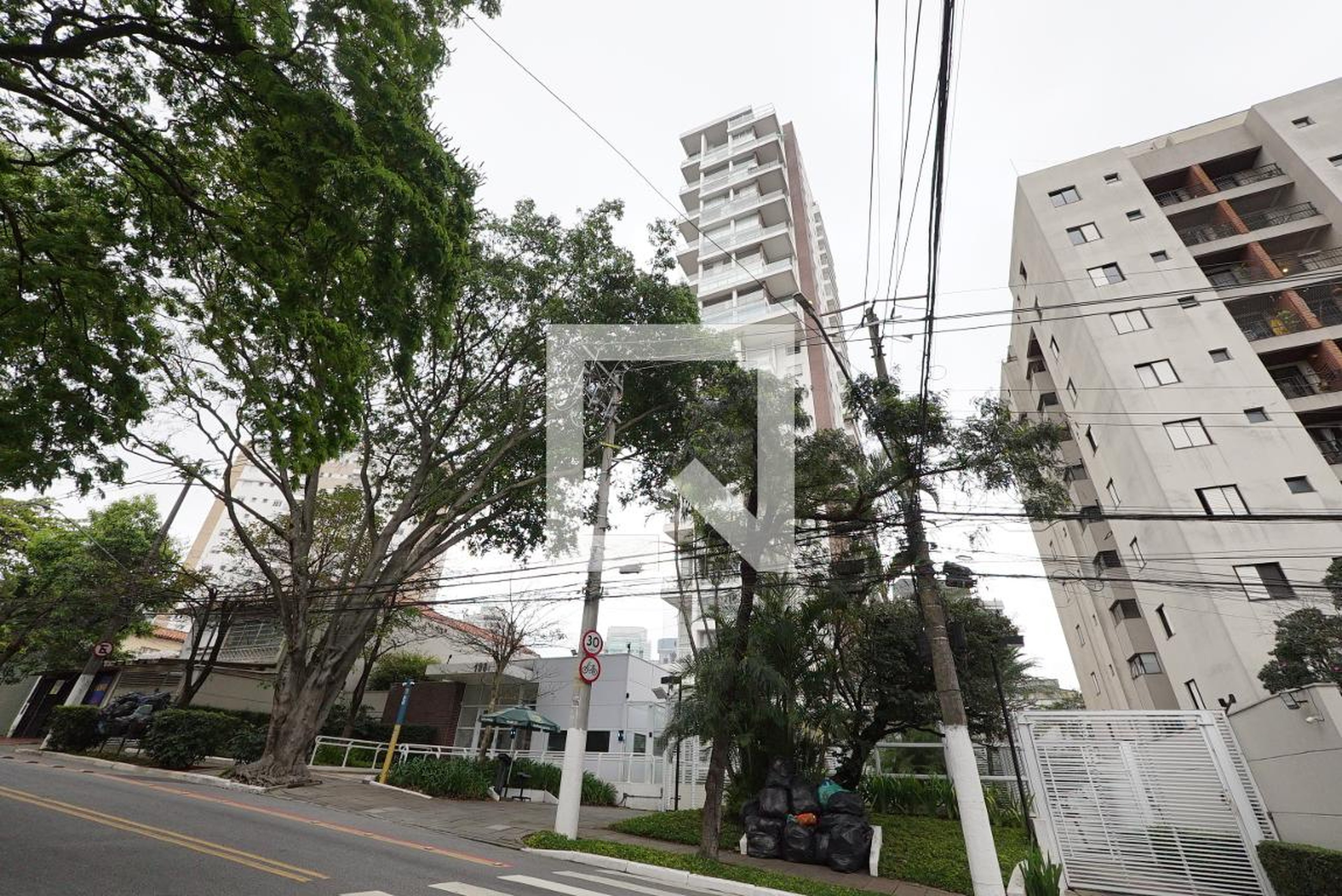Fachada Condomínio Magno