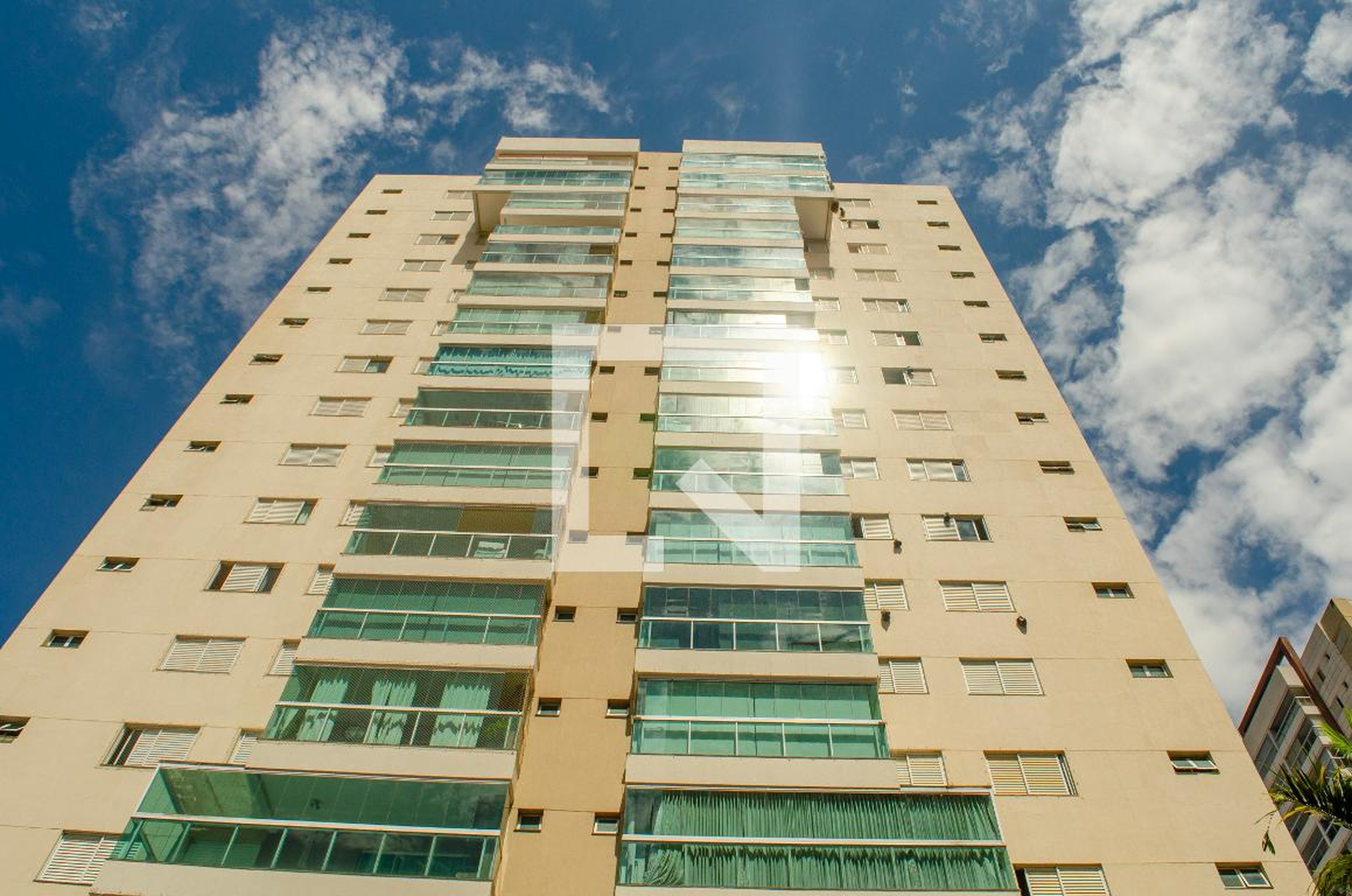 Fachada do Prédio Condomínio em Rua 55, 100