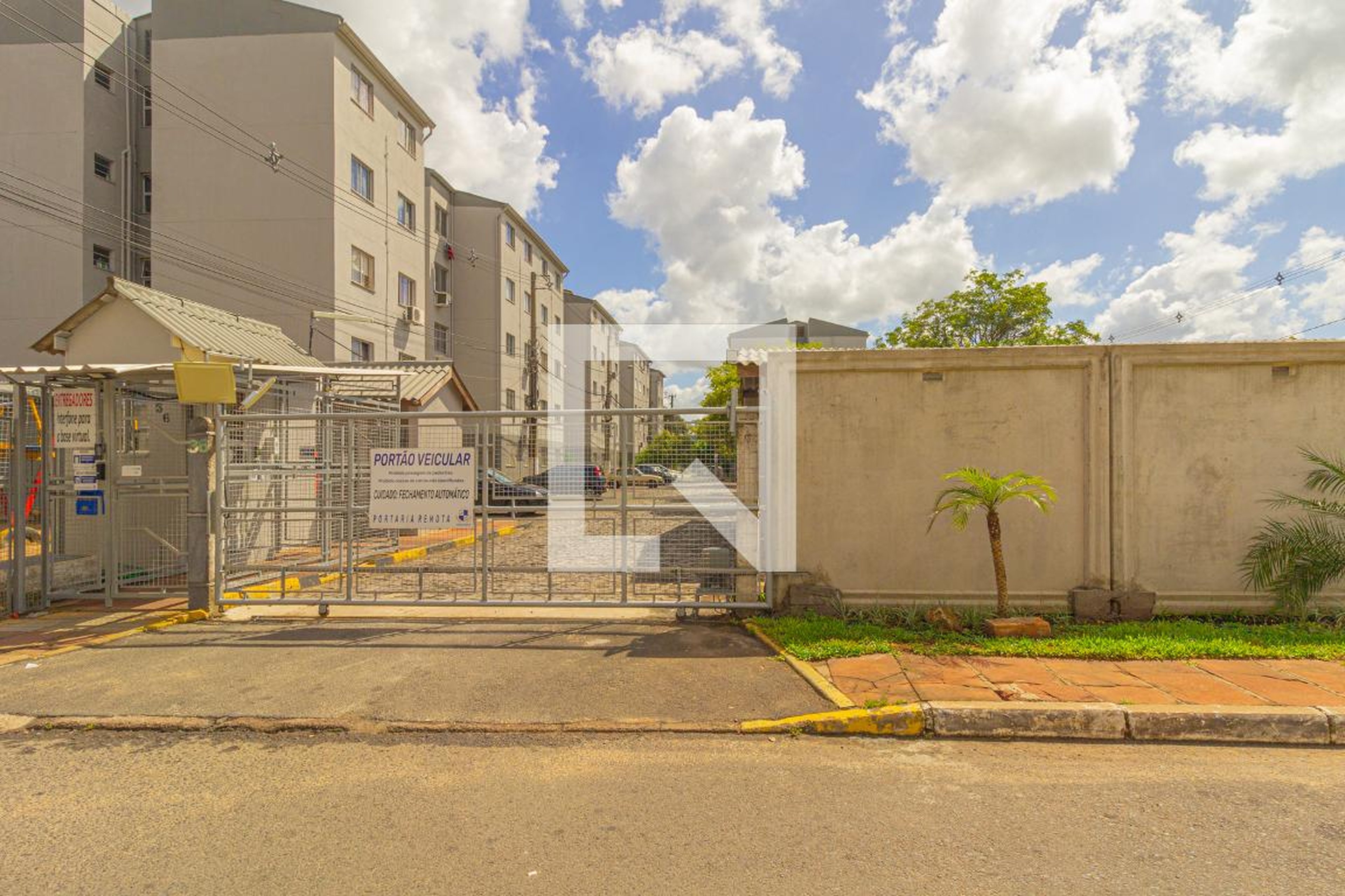 Fachada Condomínio Porangaba B